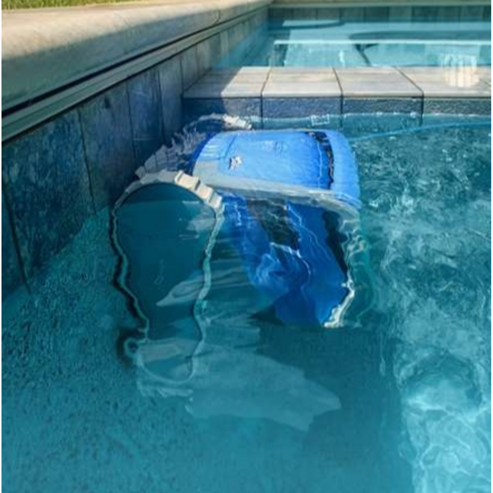 Maytronics Dolphin Dolphin M550  Zwembadrobot