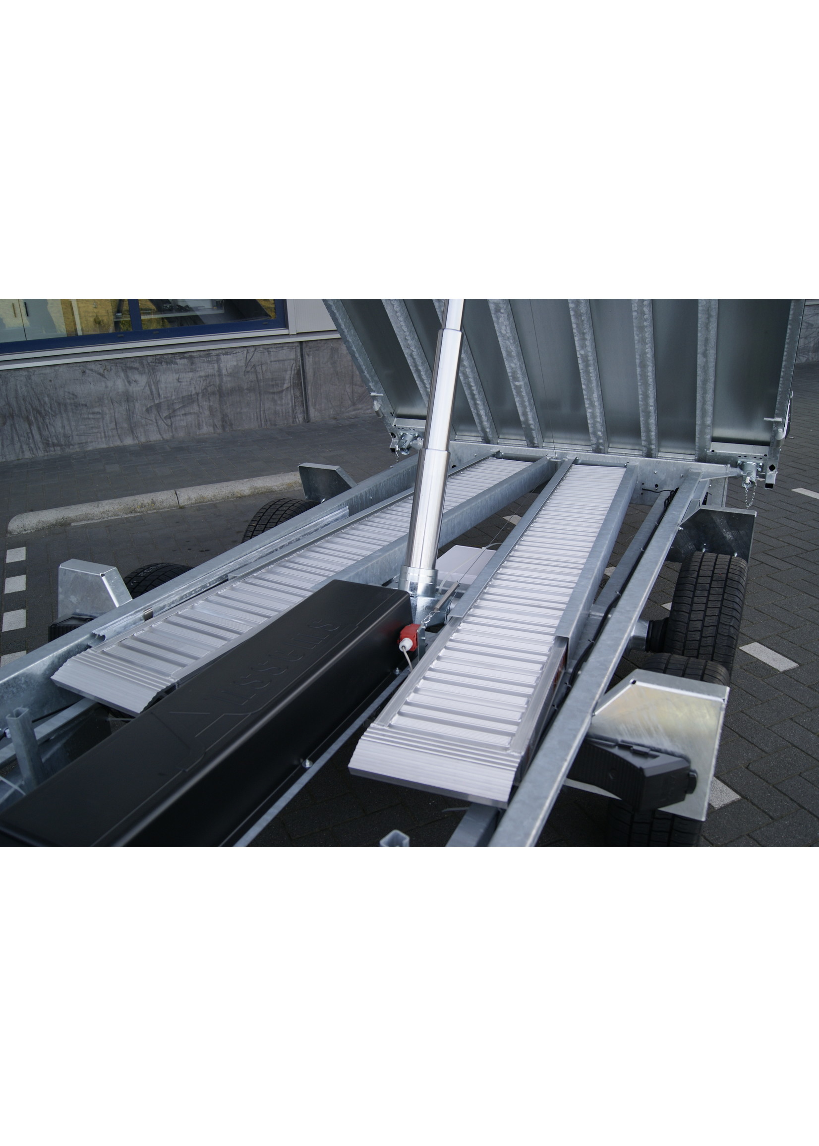 Crowline CROWLINE 305 x 178 x 30 Cm 3.000 Kg 3-ZIJDIGE KIPPER BLACK-EDITION