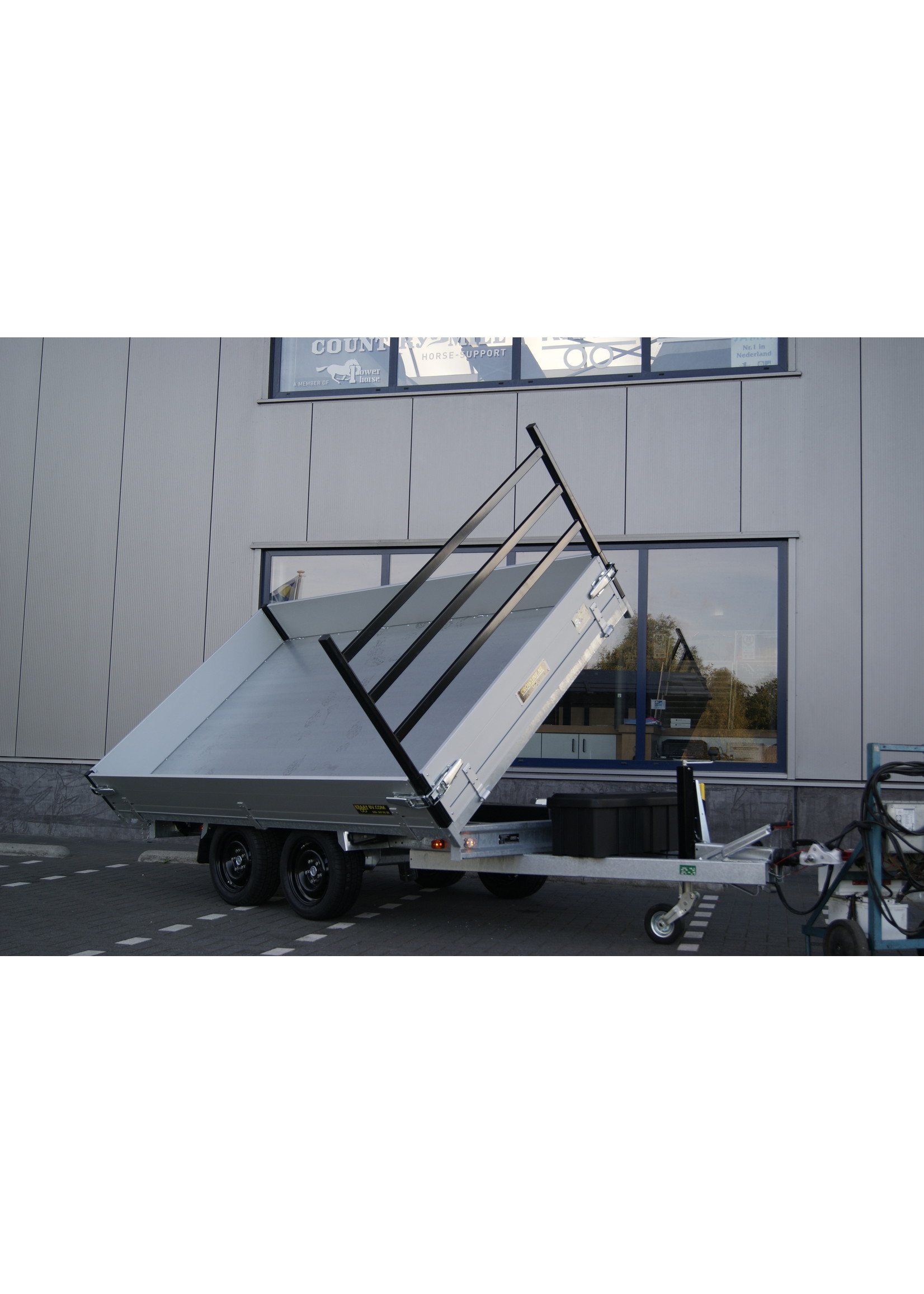 Crowline CROWLINE 305 x 178 x 30 Cm 3.000 Kg 3-ZIJDIGE KIPPER BLACK-EDITION