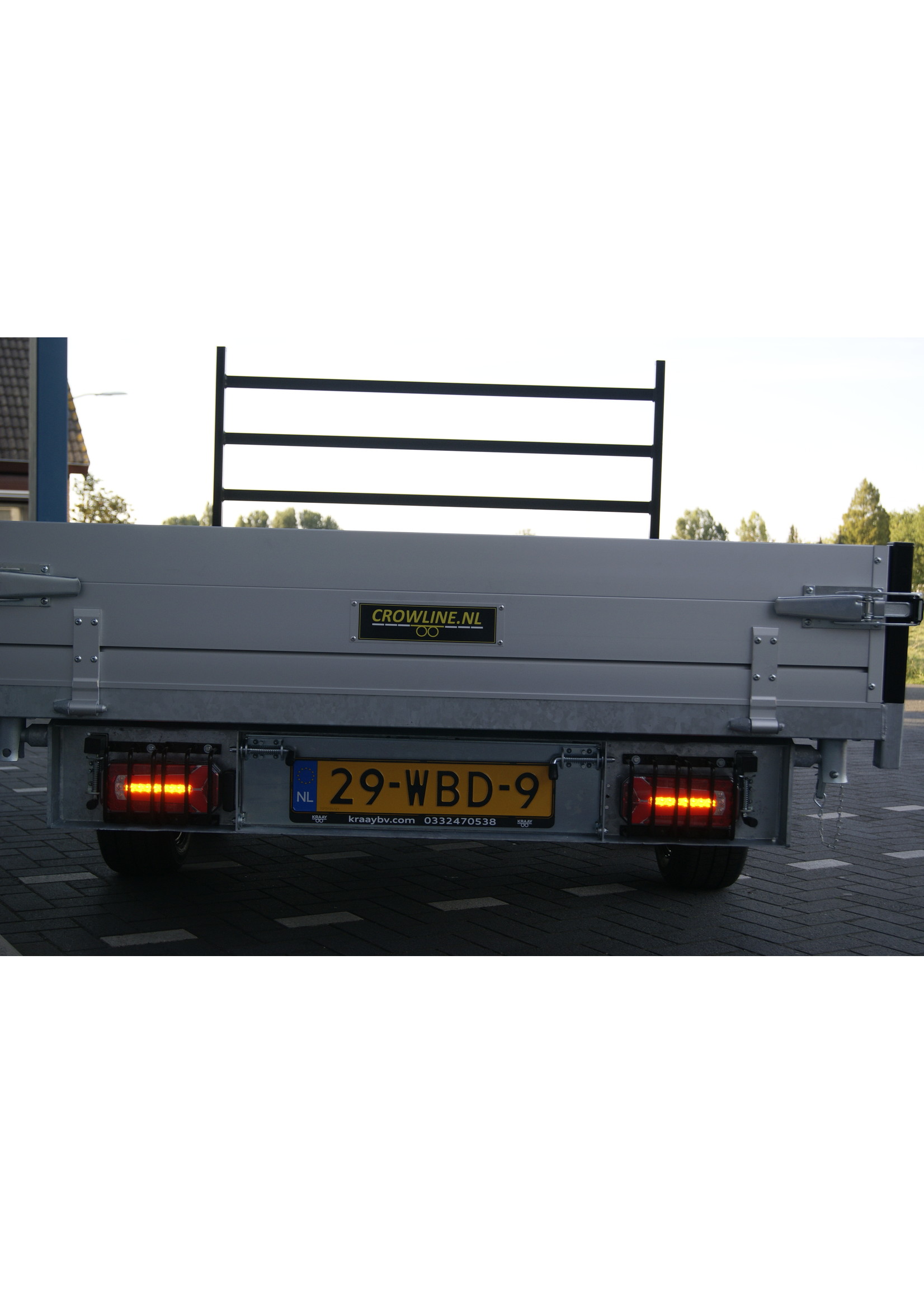 Crowline CROWLINE 305 x 178 x 30 Cm 3.000 Kg 3-ZIJDIGE KIPPER BLACK-EDITION