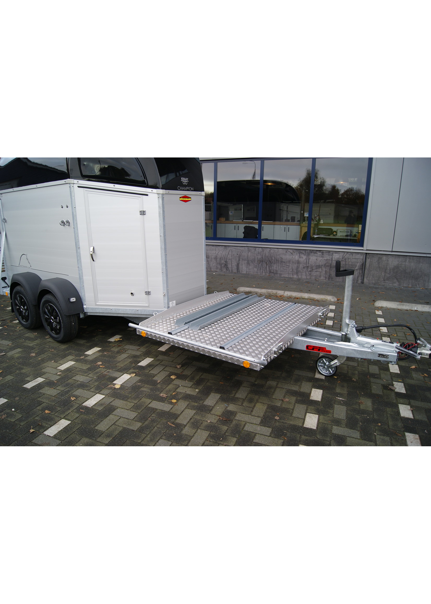 Bockmann Böckmann Koetsentrailer Champion C | 2.700 Kg | Trapbescherming & Zadelkamer ALL-INN AKTIE