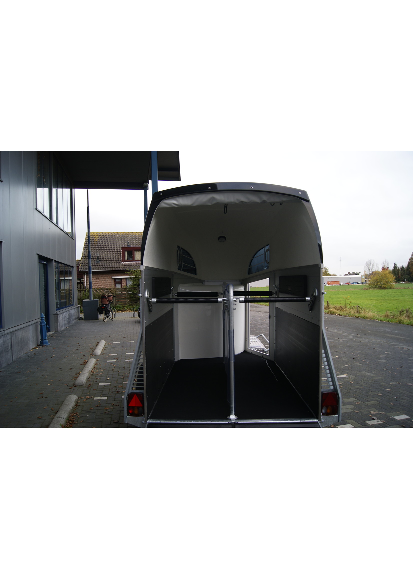 Bockmann Böckmann Koetsentrailer Champion C | 2.700 Kg | Trapbescherming & Zadelkamer ALL-INN AKTIE