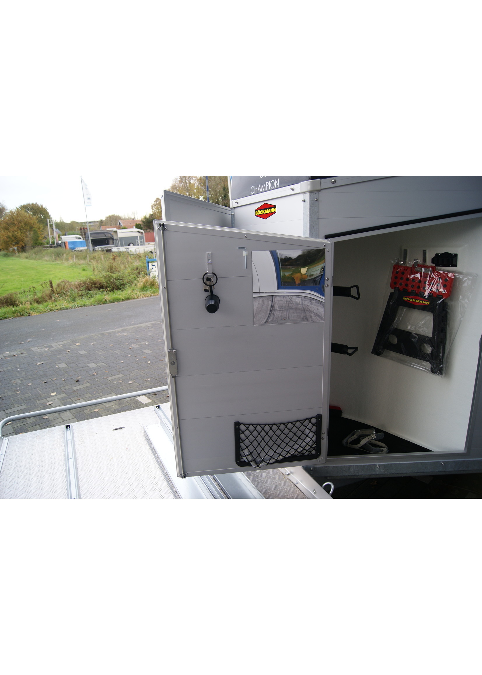 Bockmann Böckmann Koetsentrailer Champion C | 2.700 Kg | Trapbescherming & Zadelkamer ALL-INN AKTIE