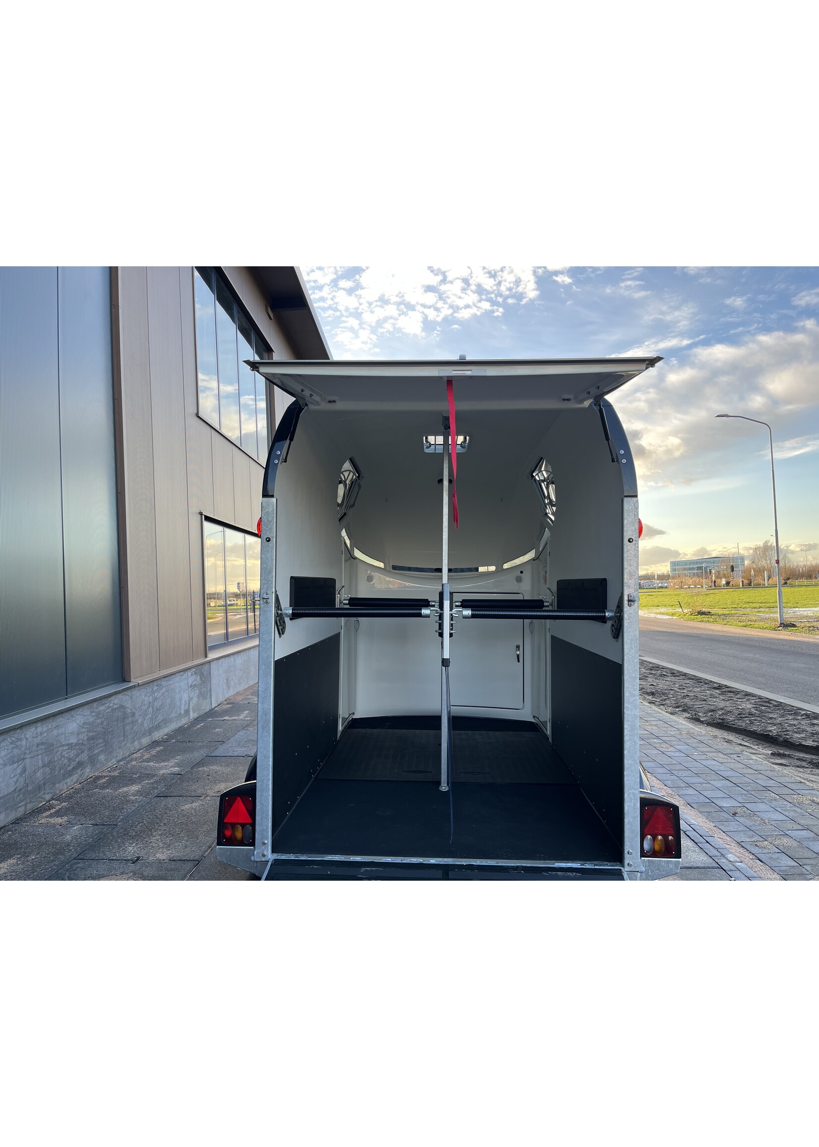 Bockmann Bockmann Neo L SKA -WCF-  | 2.700 Kg |  Zadelkamer & Trapbescherming ALL-INN AKTIE