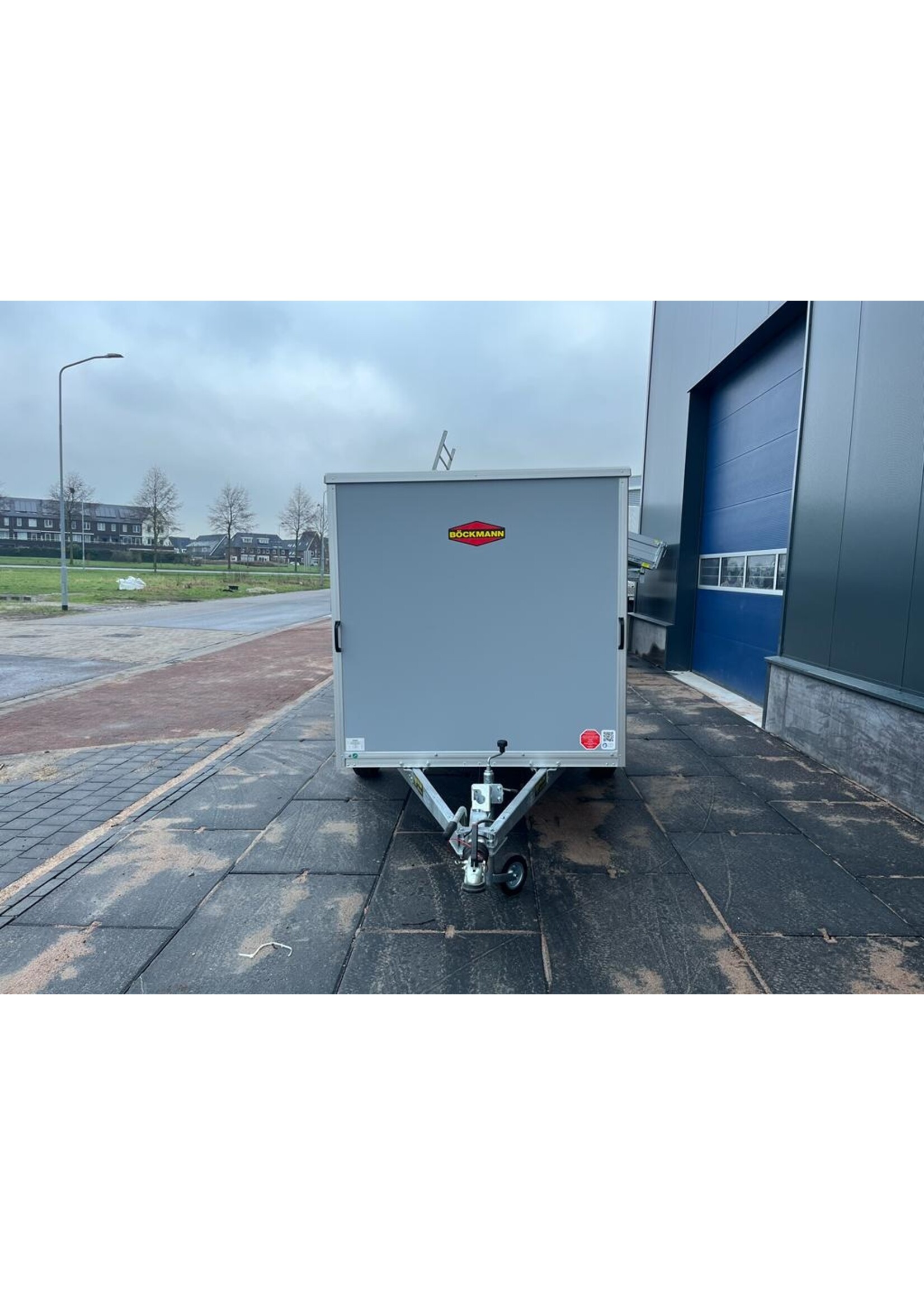 Bockmann Böckmann Gesloten Aanhangwagen | 3015L x 1500B x 1820 H | Geremd | ALL-INN AKTIE