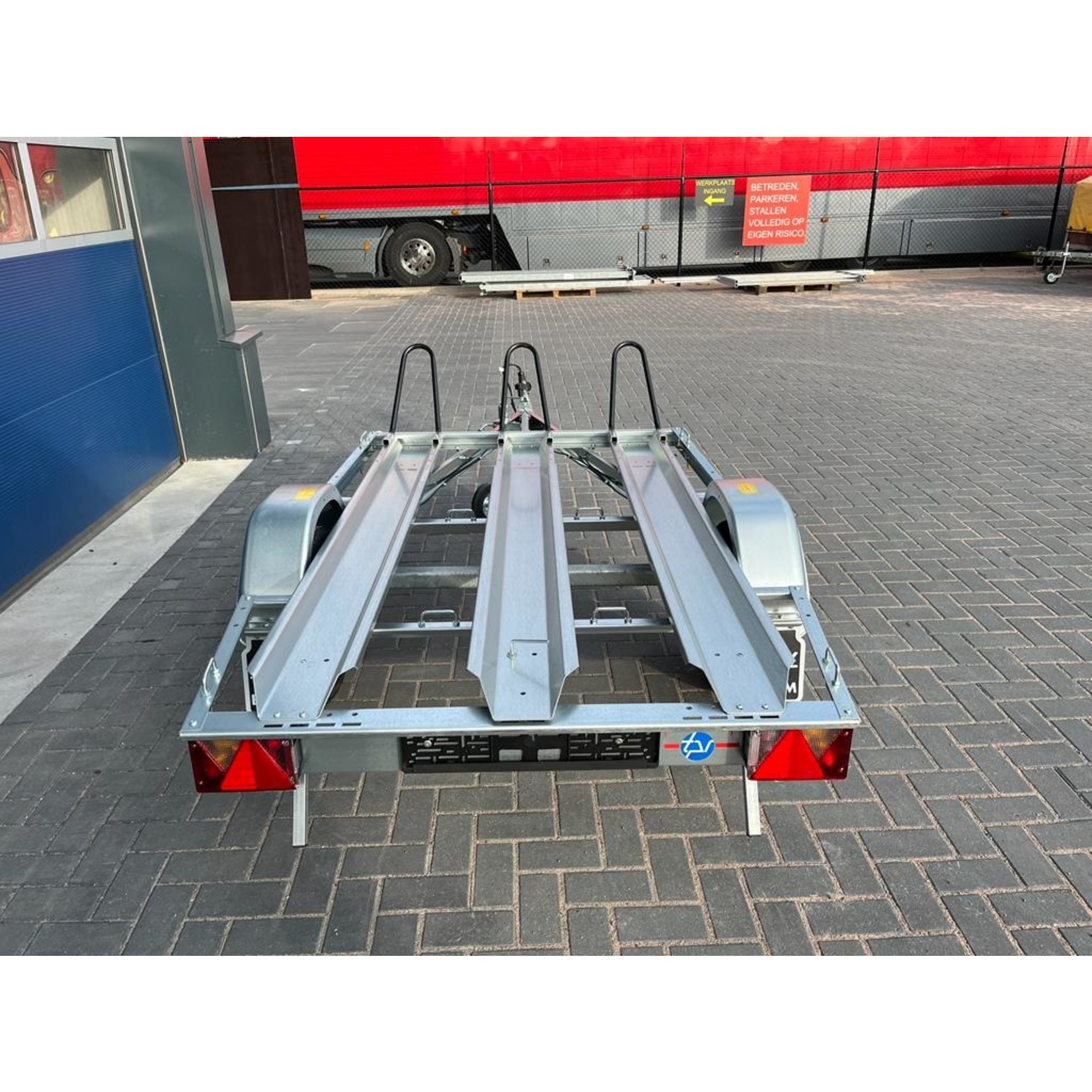 Bockmann Böckmann MU2  Motor Transporter | 197x 114 Cm | ALL-INN AKTIE