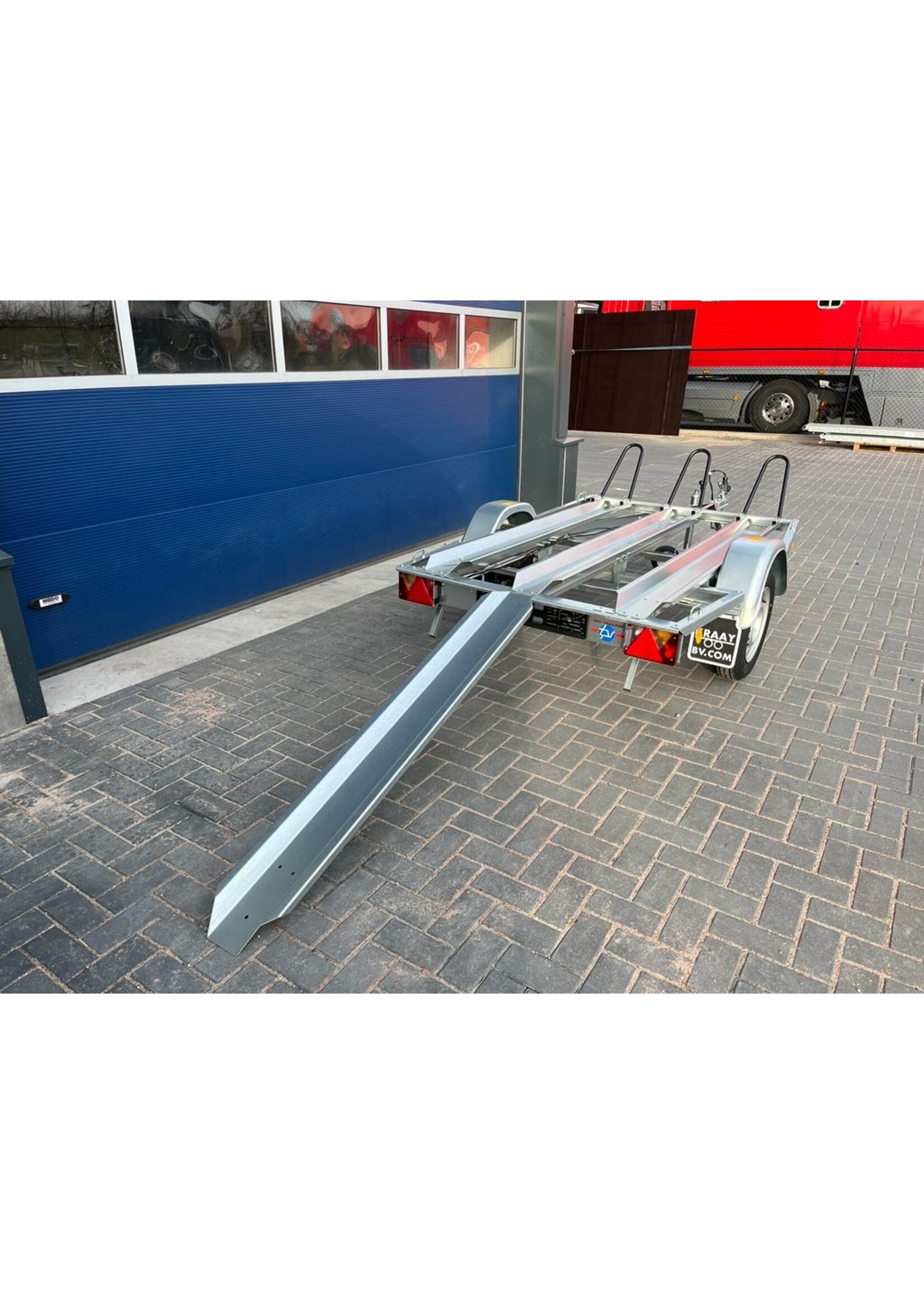 Bockmann Böckmann MU2  Motor Transporter | 197x 114 Cm | ALL-INN AKTIE