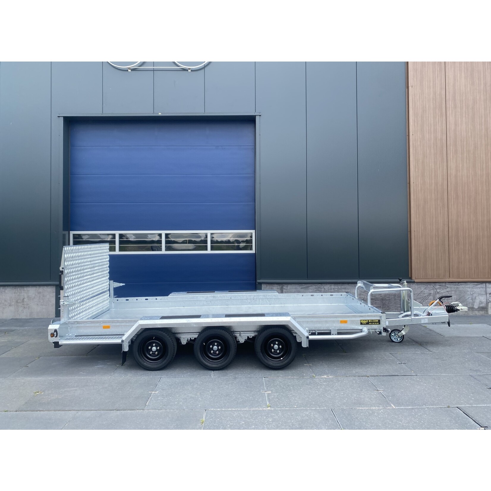 Hapert Hapert Indigo LF-3 |  410 x 164 cm |  3.500 kg | Geremd | ALL - IN AKTIE!