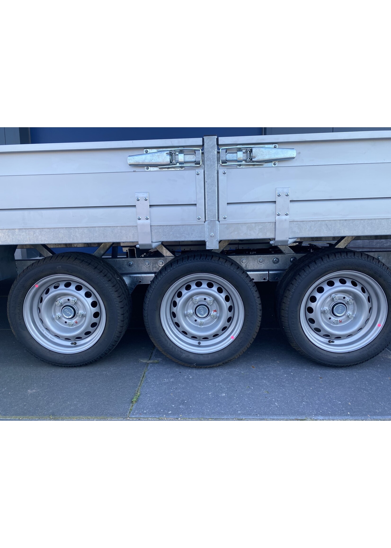 Hulco Hulco Medax-3 | 611 x 223 x 30 Cm | 3.500 Kg | Geremd | ALL-INN AKTIE