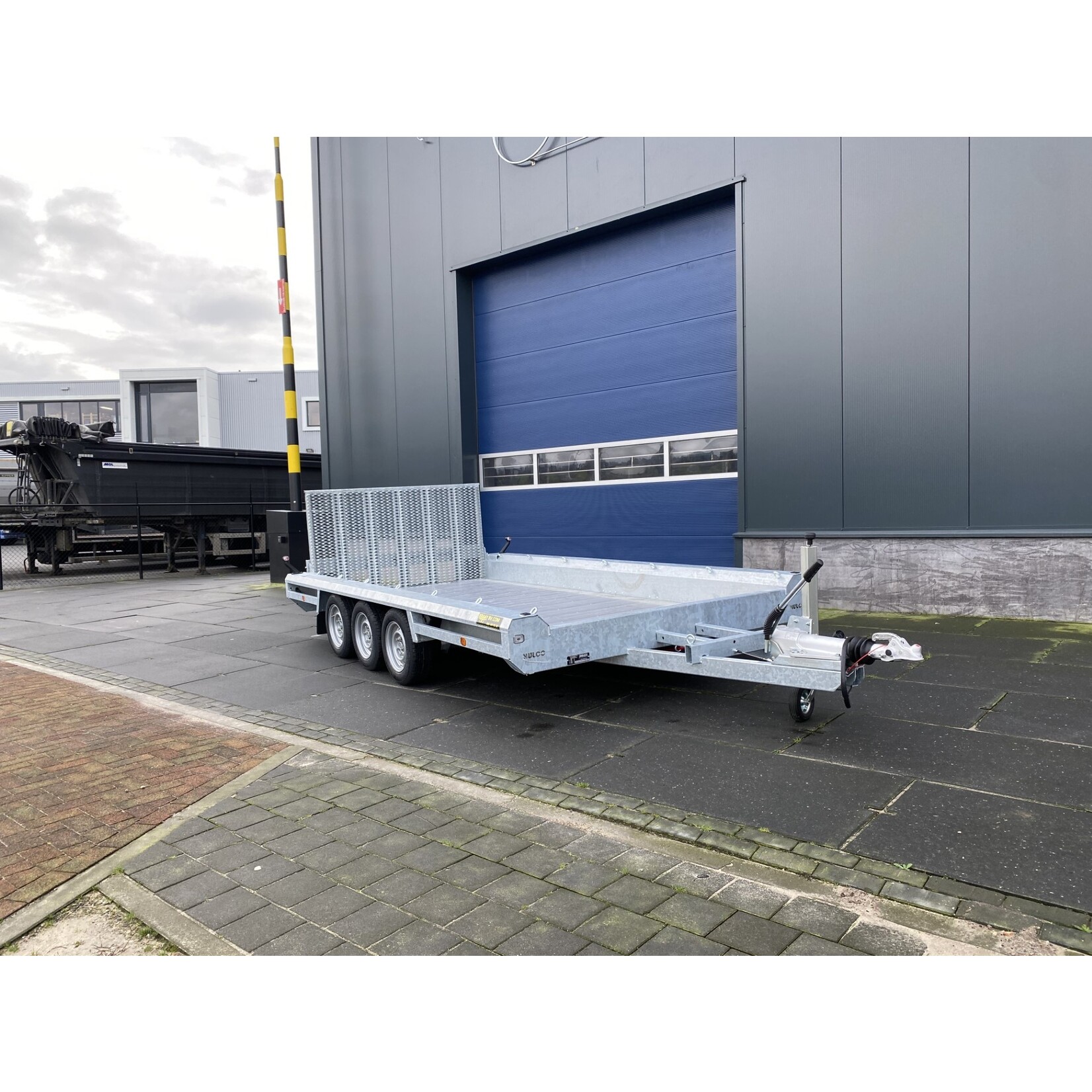Hulco Demo / voorraad aktie! Hulco Terrax-3 | 394 x 180 x 27 Cm | 3.500 Kg |  100 Cm Klep
