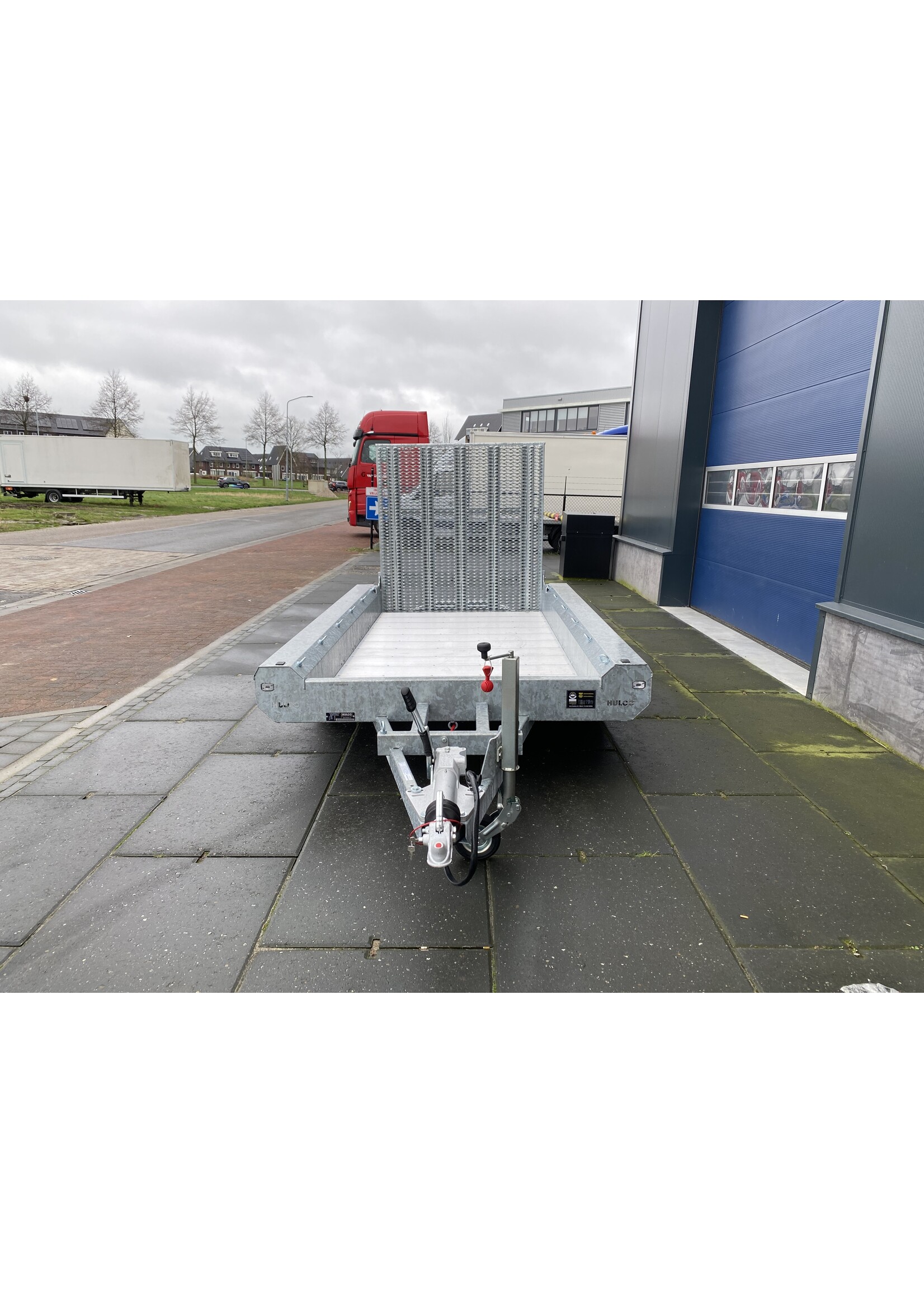 Hulco Hulco Terrax -2 | 294 x150 x 27 Cm | 3.000 Kg | 150 Cm Klep | ALL-IN AKTIE!