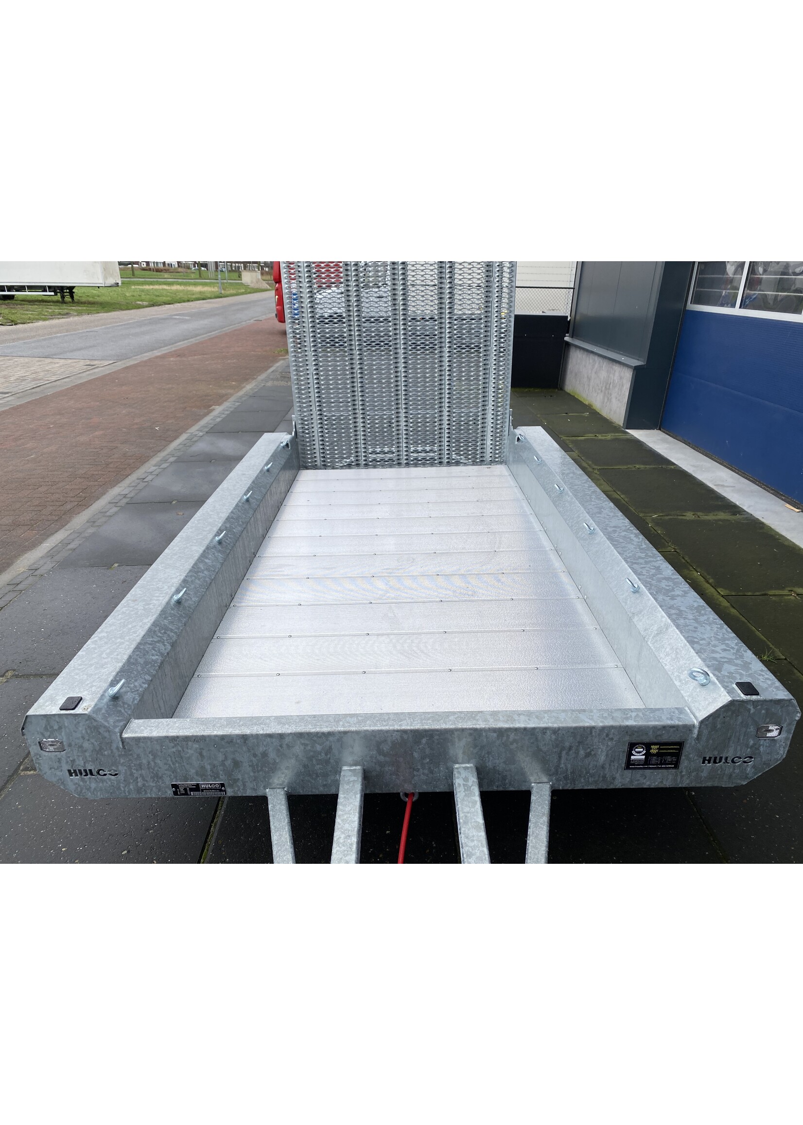 Hulco Hulco Terrax -2 | 294 x150 x 27 Cm | 3.000 Kg | 150 Cm Klep | ALL-IN AKTIE!