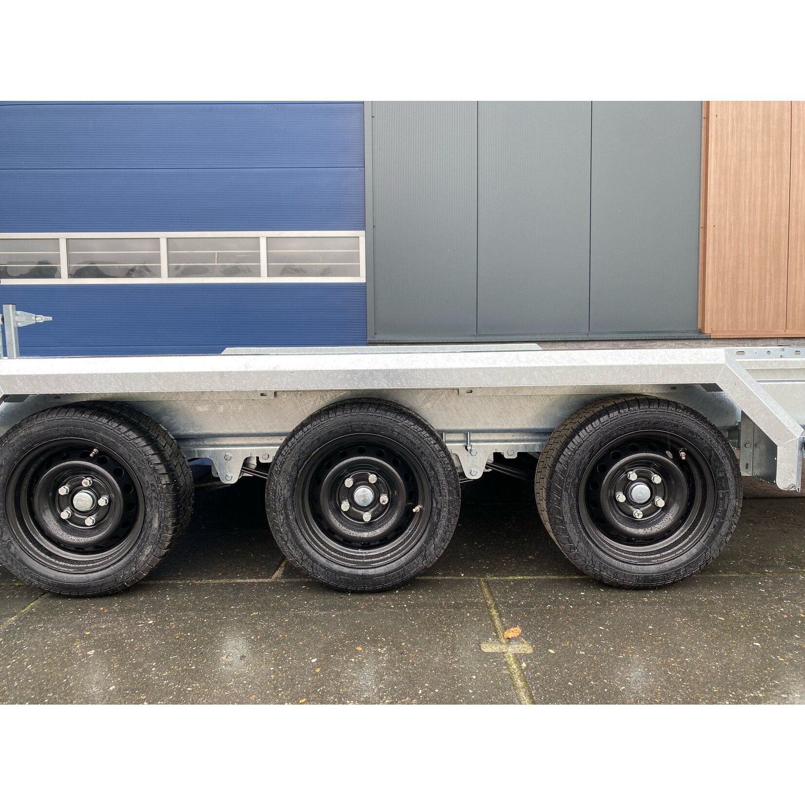 Hapert Hapert Indigo LF-3 | 455 x 179 | 3.500 kg | Geremd ALL - IN AKTIE!