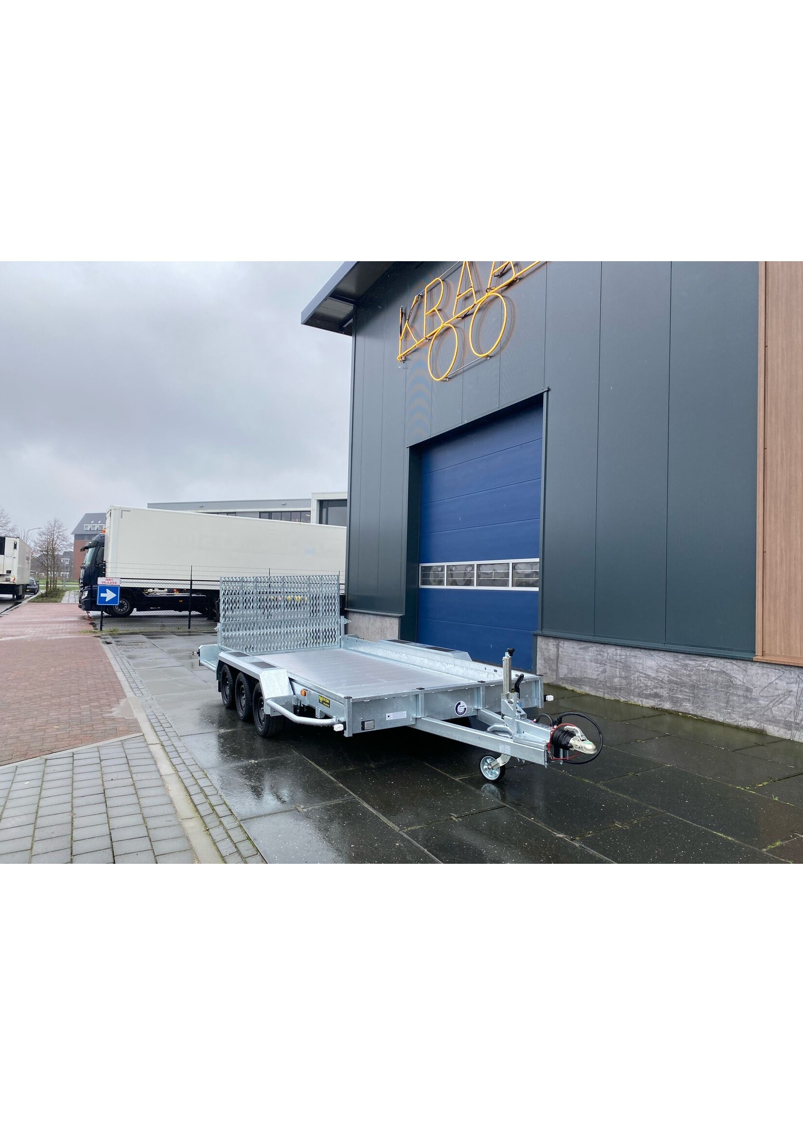 Hapert Hapert Indigo LF-3 | 455 x 179 | 3.500 kg | Geremd ALL - IN AKTIE!