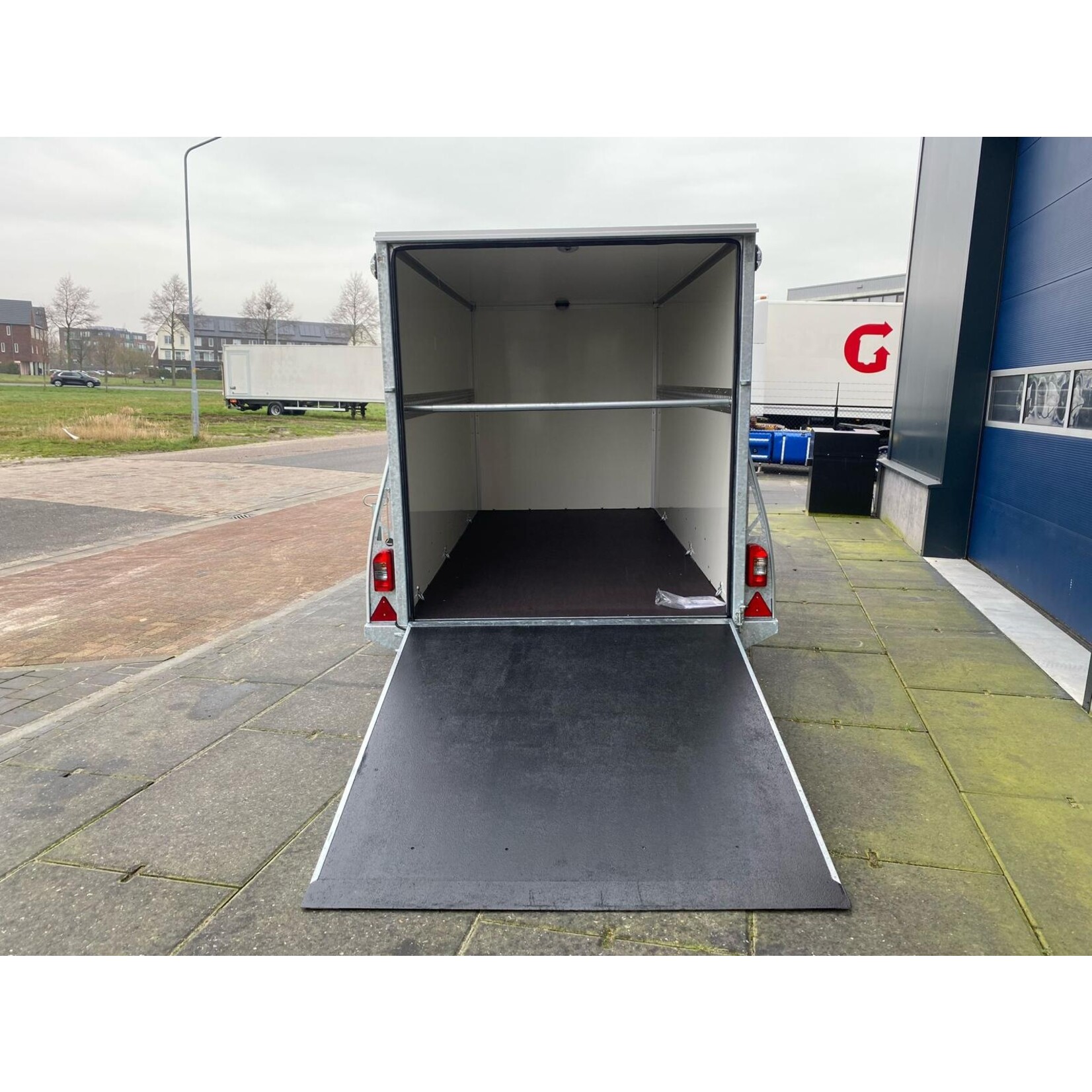 SIRIUS Sirius G375 Gesloten aanhangwagen | 375 L x 175 B x 190 H | 3.000 kg | Geremd ALL - IN AKTIE!