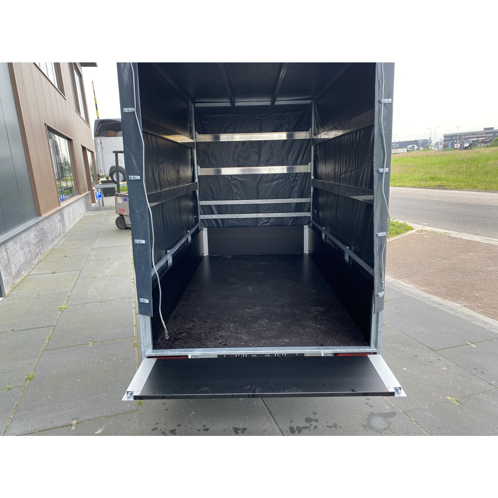 Anssems BSX-Go-Getter | 250 x 130 x 180 cm | 1.350 kg| Geremd incl. huif 180 cm | ALL - IN AKTIE!