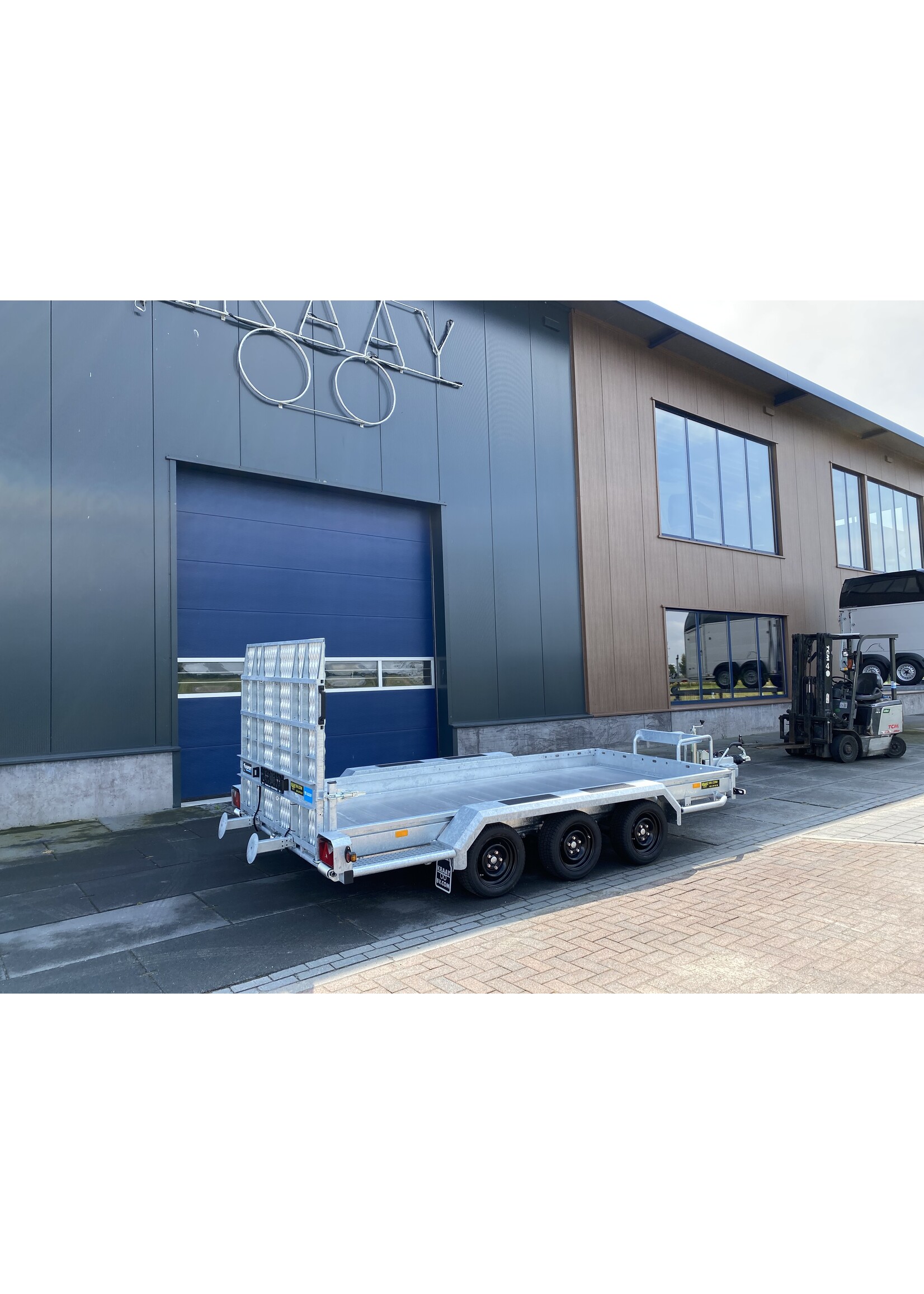 Hapert Indigo LF-3 | 405 x 179 | 3.500 kg | Geremd All in Aktie!