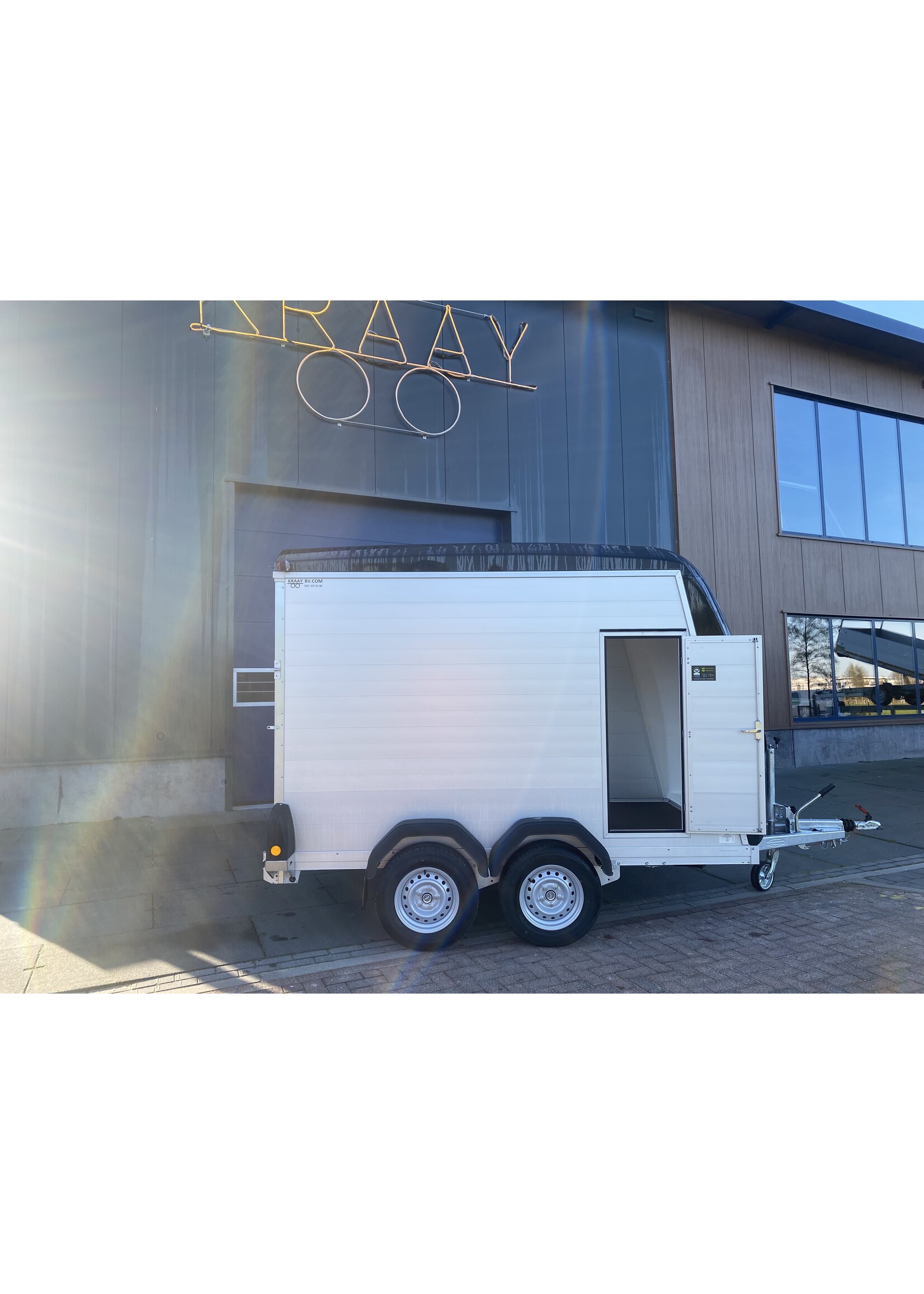 Bockmann Gesloten Aanhangwagen | 325 x 187 x 209 cm | 2.700 kg | Geremd ALL - IN AKTIE!