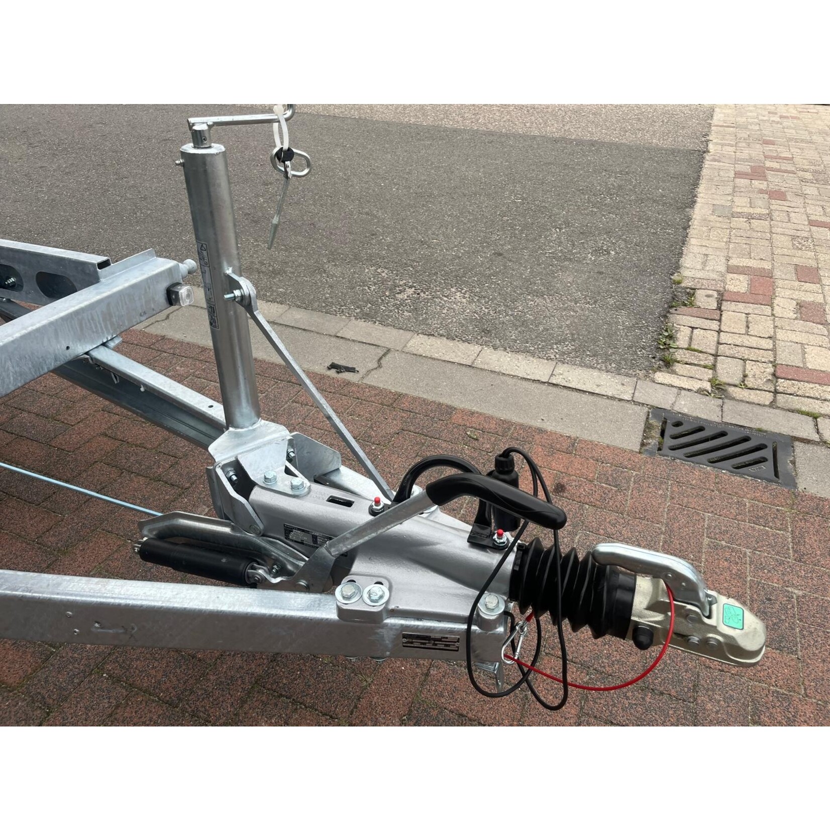 Eduard Eduard 3 - zijdige kipper | 350 x 180 x 60 cm | 3.500 kg | Geremd ALL - IN AKTIE!