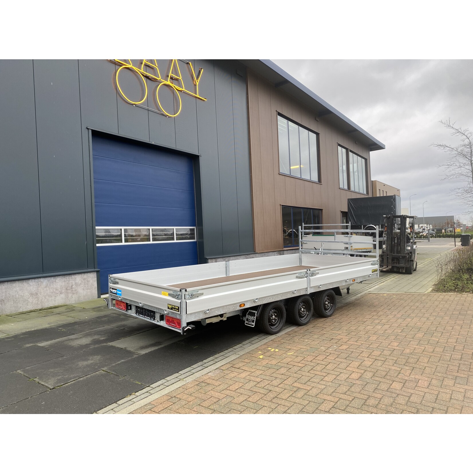 Hapert Azure H-3 | 505 x 200 x 30 cm | 3.500 kg ALL - IN AKTIE!