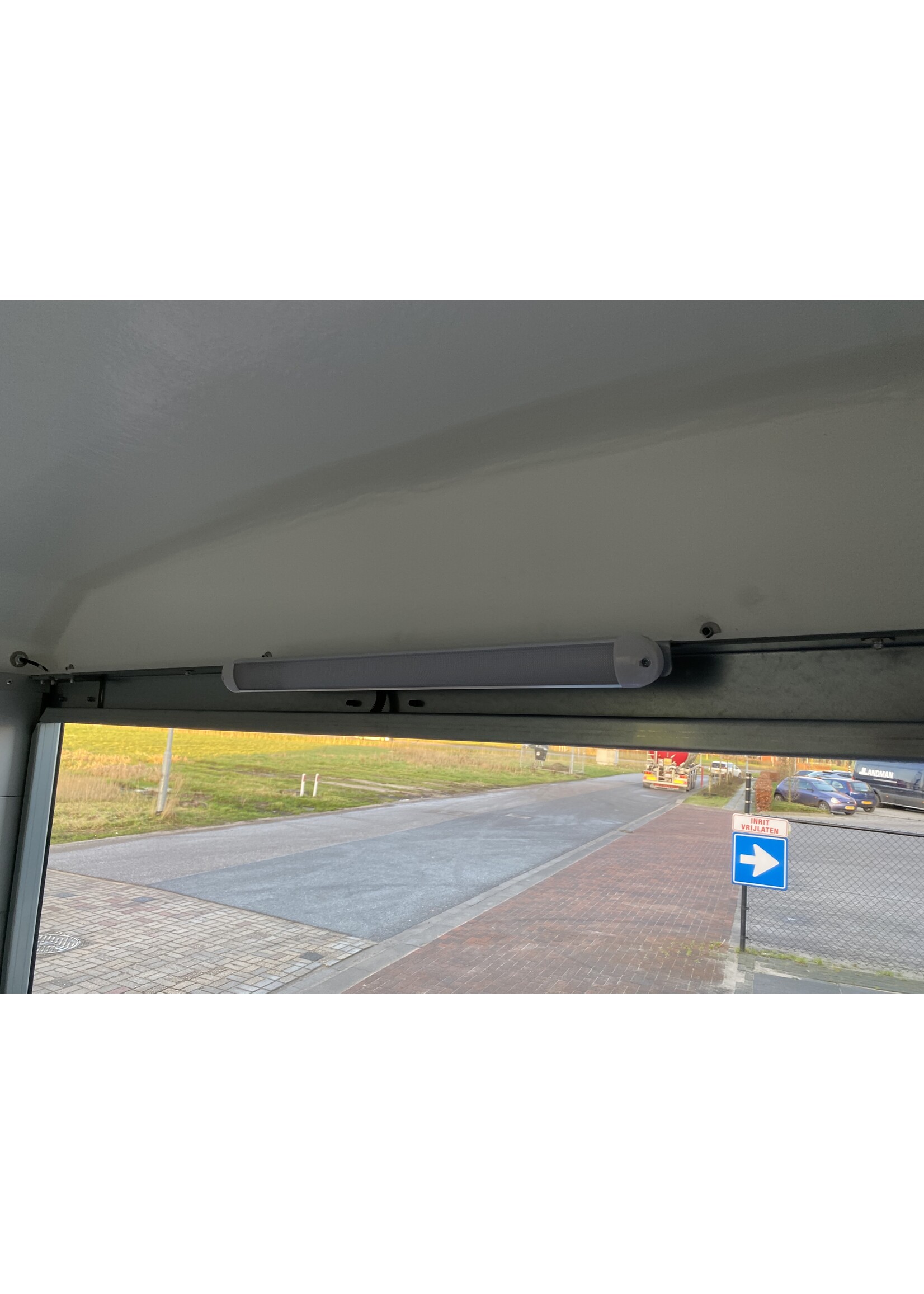 Bockmann Gesloten Aanhangwagen | 424 x 187 x 209 cm | 2.700 kg | Geremd ALL - IN AKTIE!