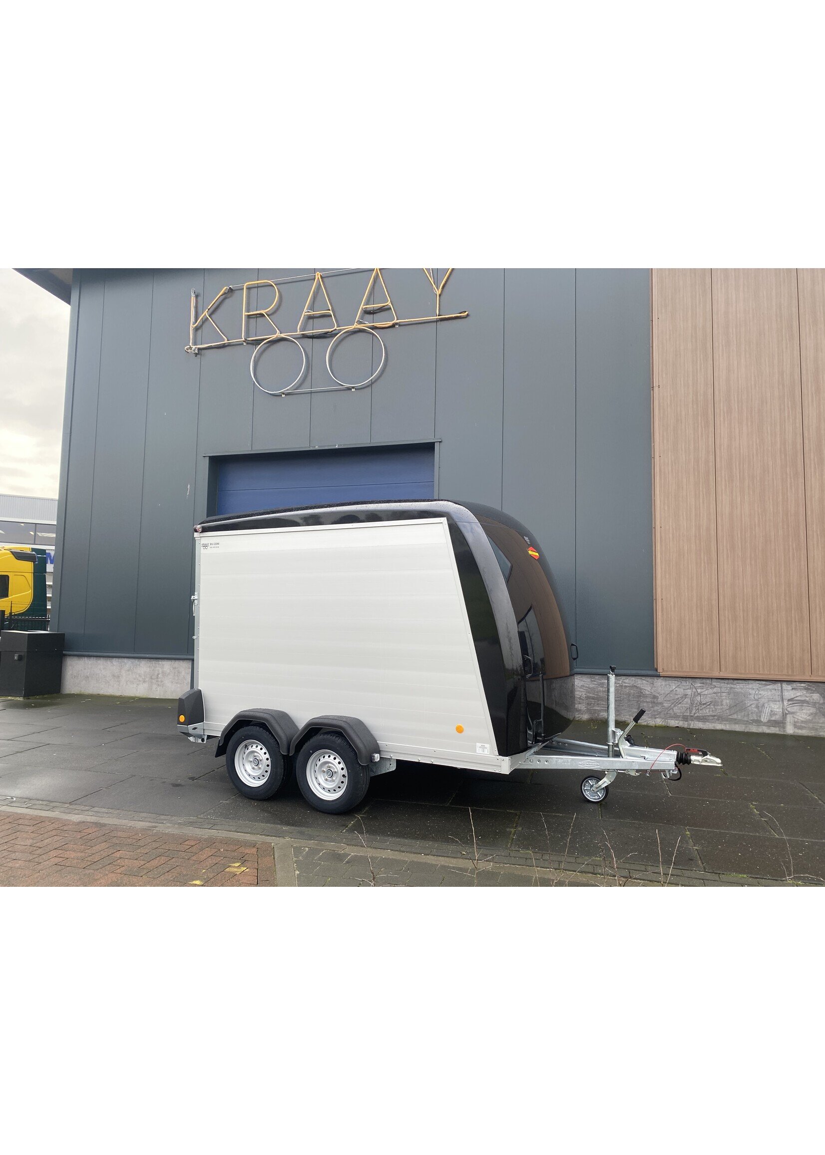 Bockmann Bockmann Gesloten Aanhangwagen | 325 x 187 x 209 cm | 2.700 kg | Geremd ALL - IN AKTIE!