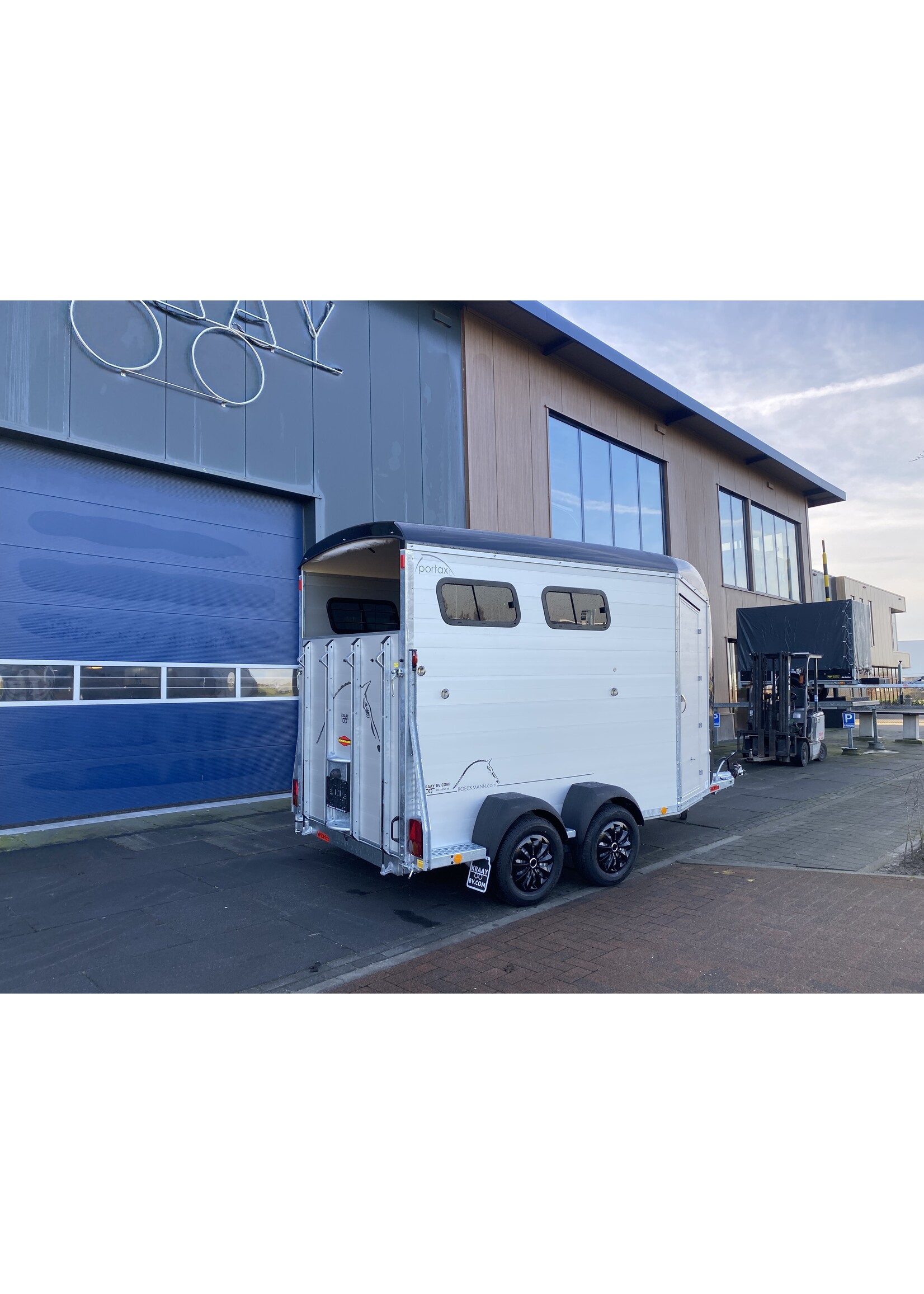 Bockmann Bockmann Portax L SKA | 2.700 kg | Trapbescherming & zadelkamer | ALL - IN AKTIE!