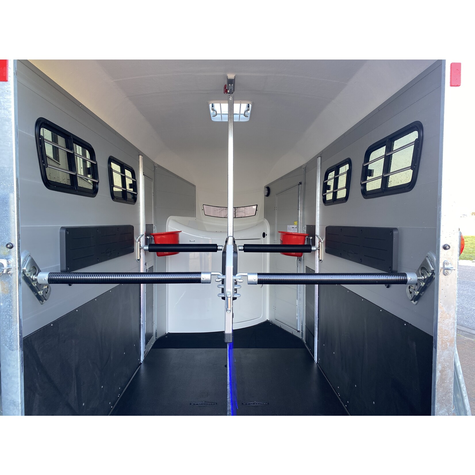 Bockmann Bockmann Portax L SKA | 2.700 kg | Trapbescherming & zadelkamer | ALL - IN AKTIE!