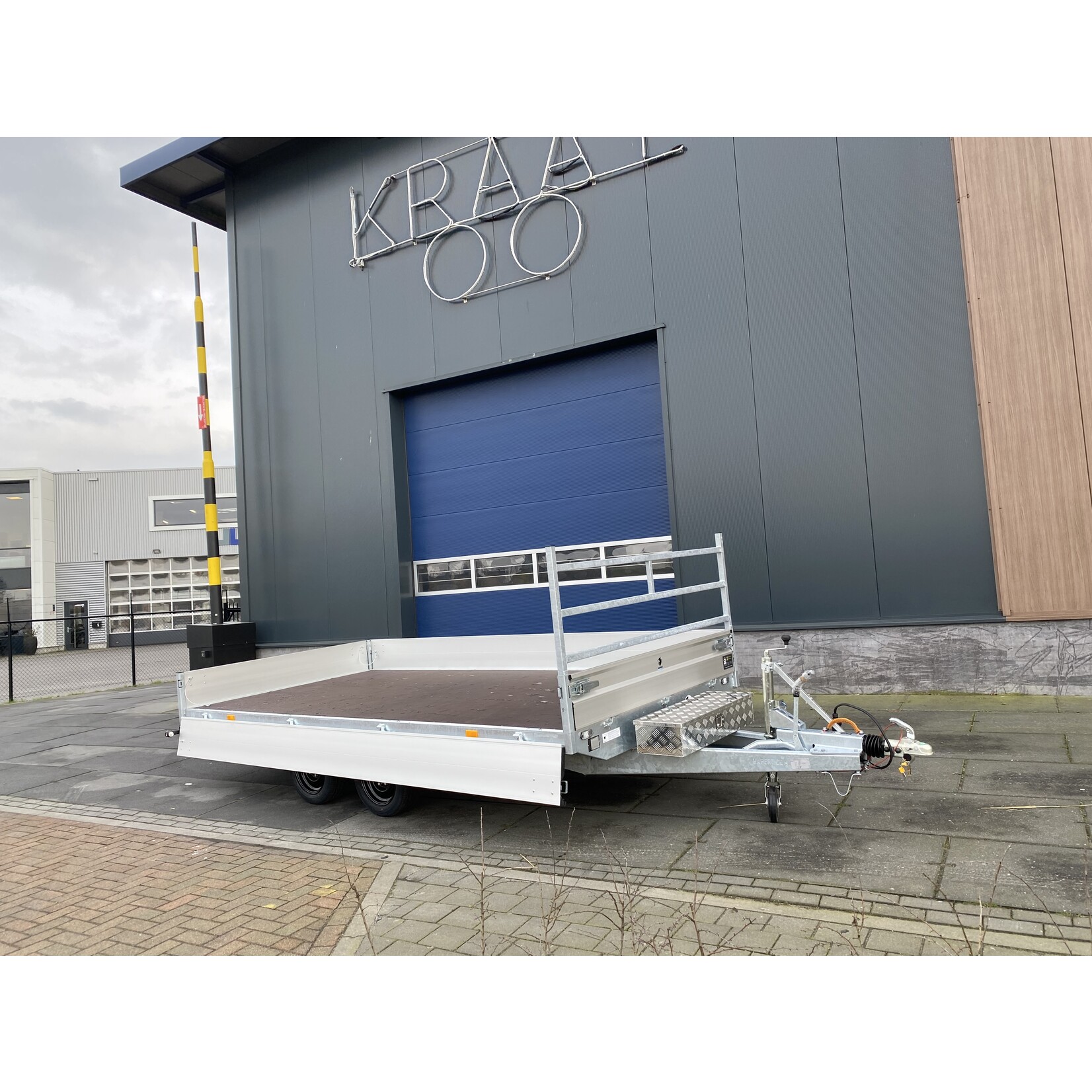 Hapert Azure H-2 | 405 x 200 x 30 cm | 3.500 kg | ALL - IN AKTIE!