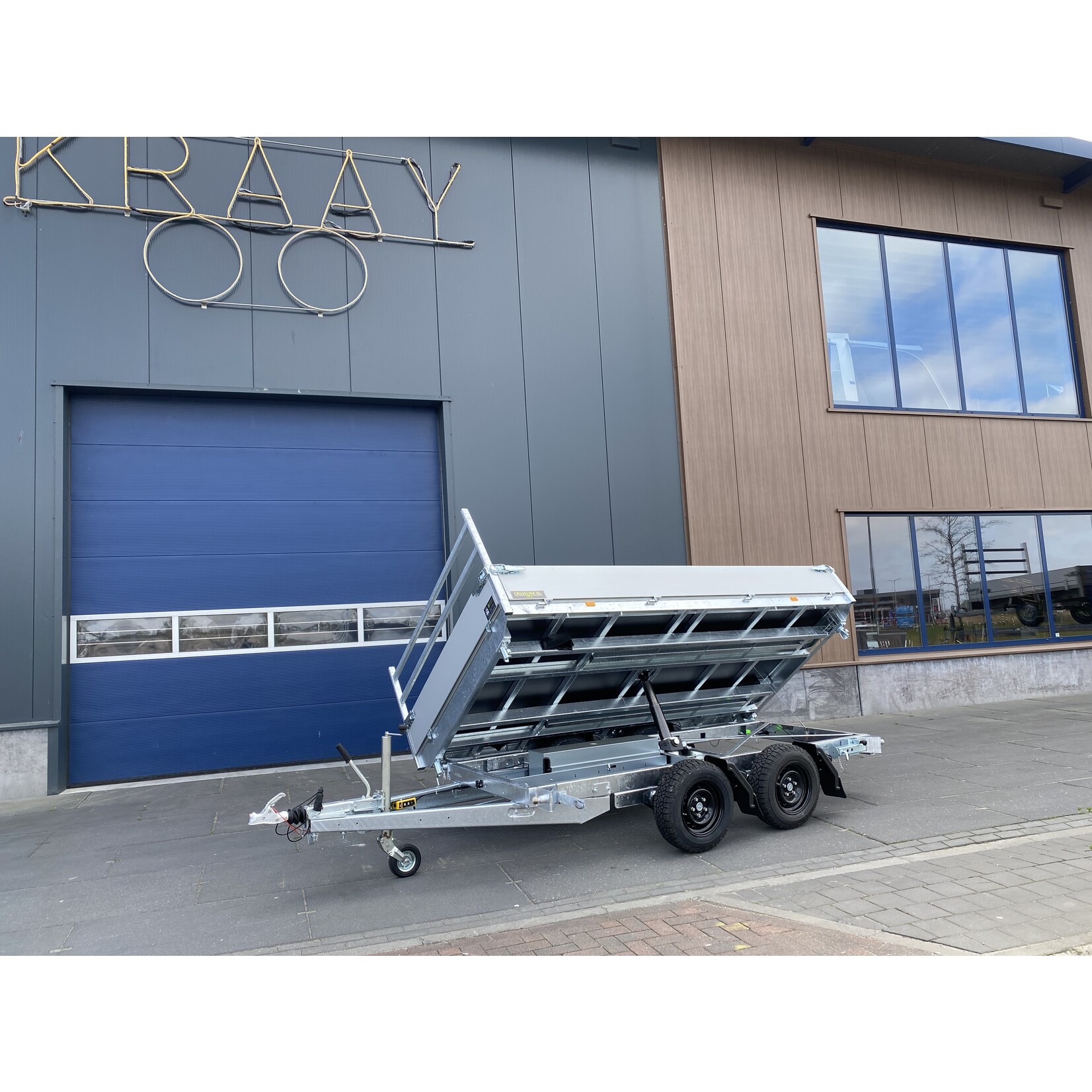 Eduard Crowline 3 - zijdige Kipper | 335 x 180 x 30 cm | 3.000 kg | geremd ALL - IN AKTIE!