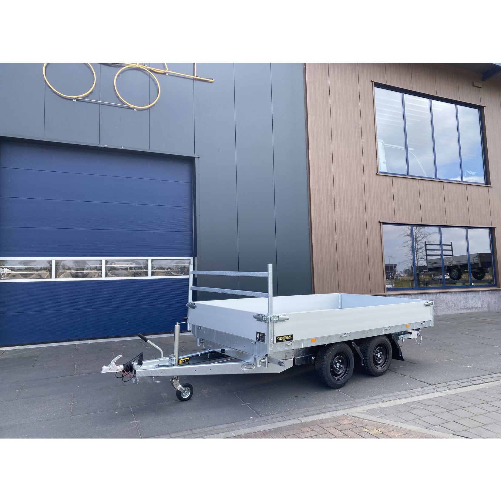 Eduard Crowline 3 - zijdige Kipper | 335 x 180 x 30 cm | 3.000 kg | geremd ALL - IN AKTIE!