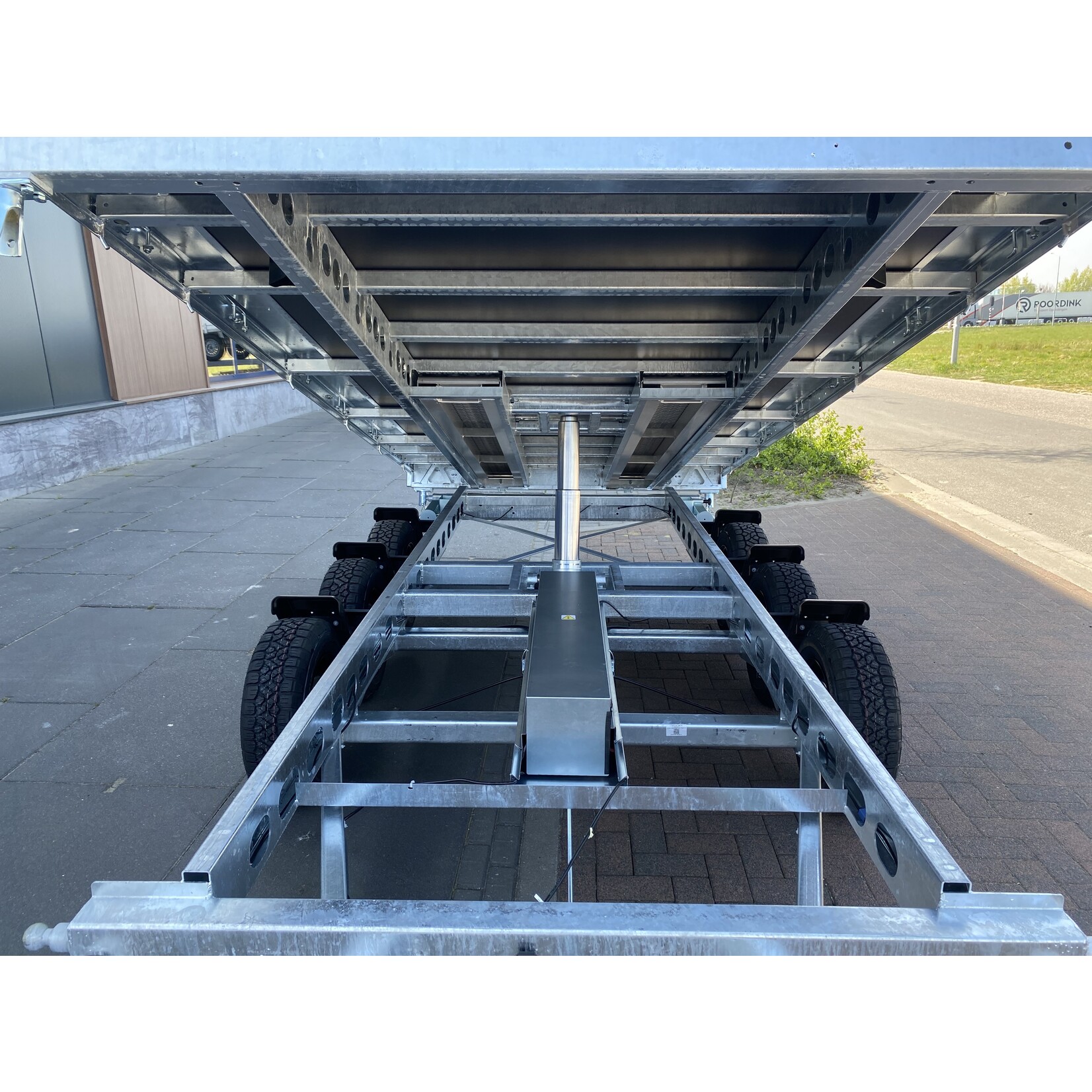 Crowline Crowline 3 - zijdige kipper | 400 x 200 x 40 cm | 3.500 kg | Geremd ALL - IN AKTIE!