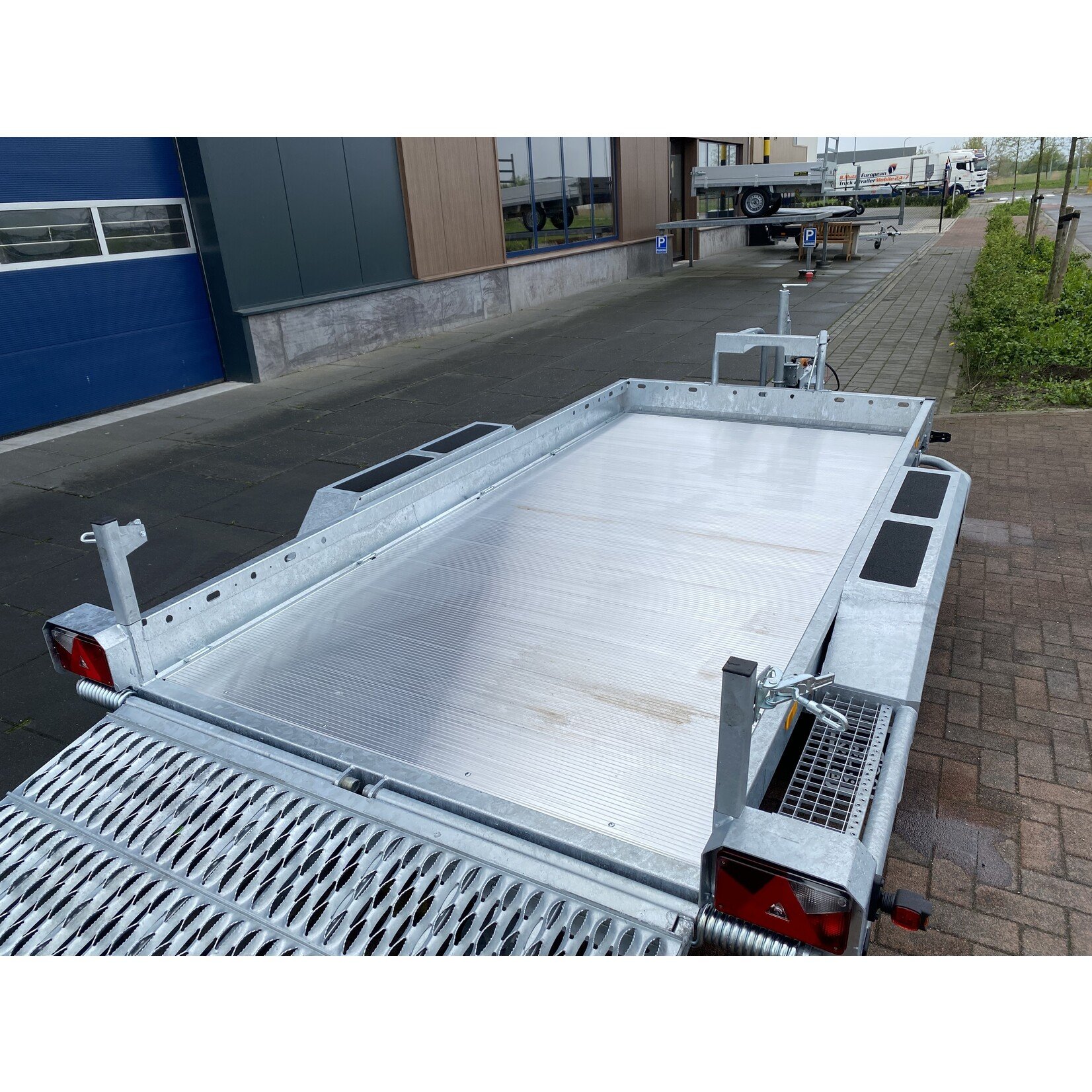 hapet Hapert Indigo LF-2 | 355 x 169 | 3.500 kg | Geremd ALL - IN AKTIE!