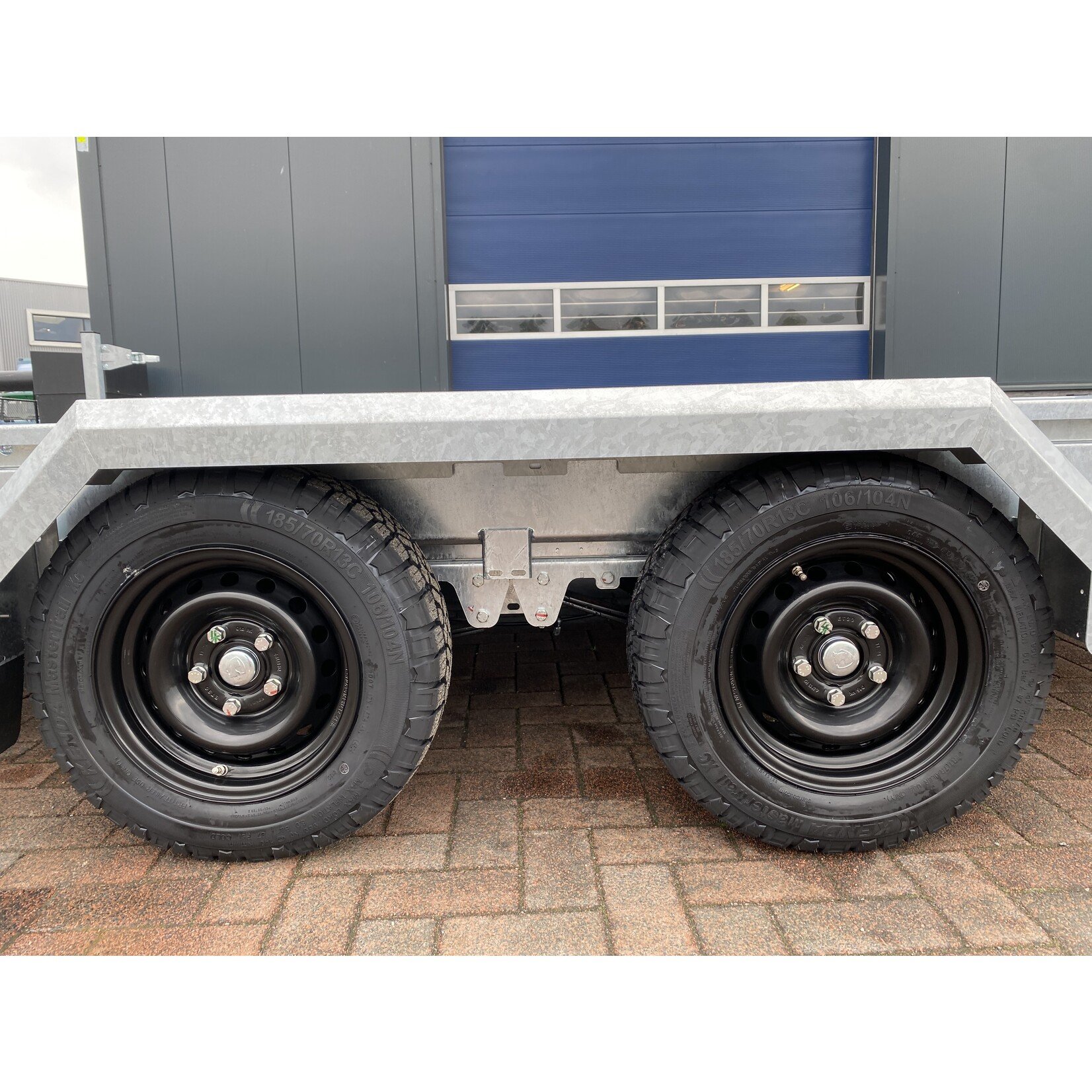 hapet Hapert Indigo LF-2 | 355 x 169 | 3.500 kg | Geremd ALL - IN AKTIE!