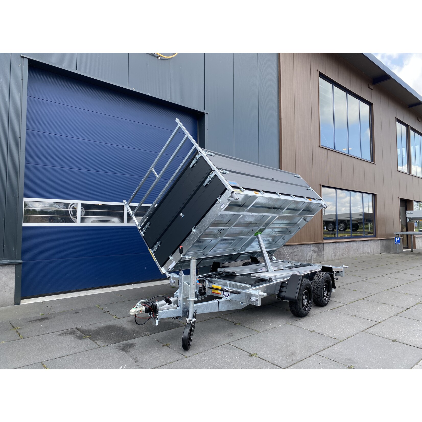 Hapert Hapert Cobalt + 335 x 180 x 80 cm | 3.500 kg | Geremd ALL - IN AKTIE!