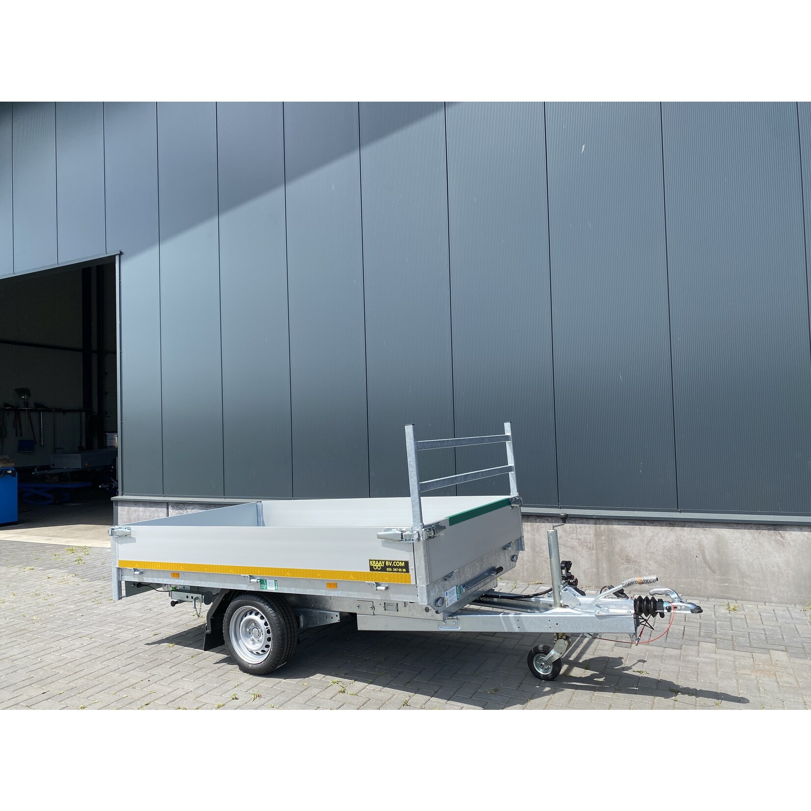 Eduard kipper | 260 x 150 x 30 cm | 1.350 kg | Geremd ALL - IN AKTIE!