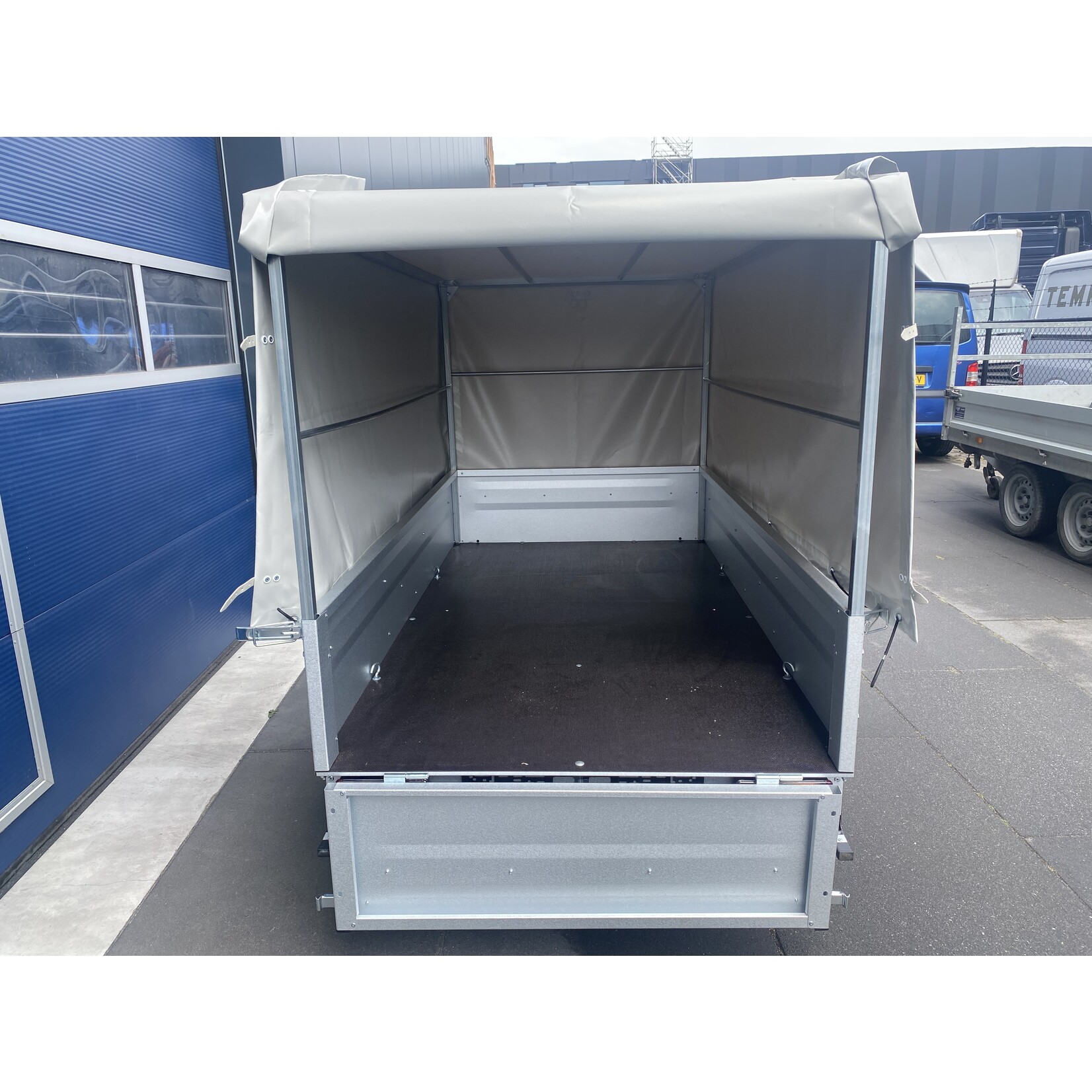 Bockmann Böckmann TL-EU2 Bakwagen + Huif opbouw Grijs |  202x107x 110 cm  ALL-IN AKTIE