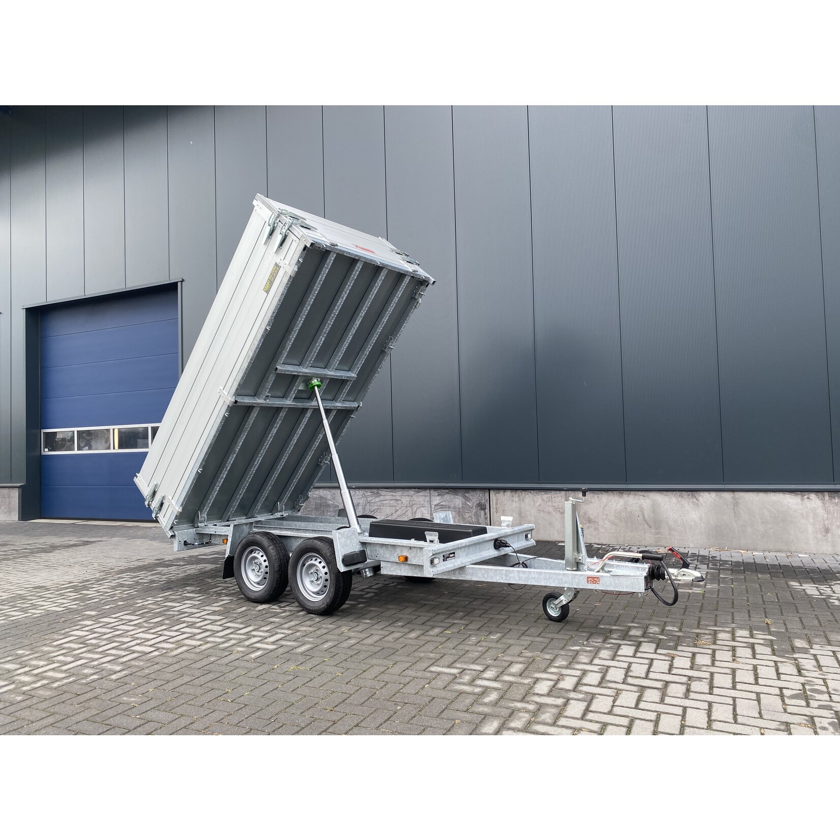 Anssems Anssems KSX | 305 X 153 X 65 CM | 2.500 kg | Geremd ALL - IN AKTIE!