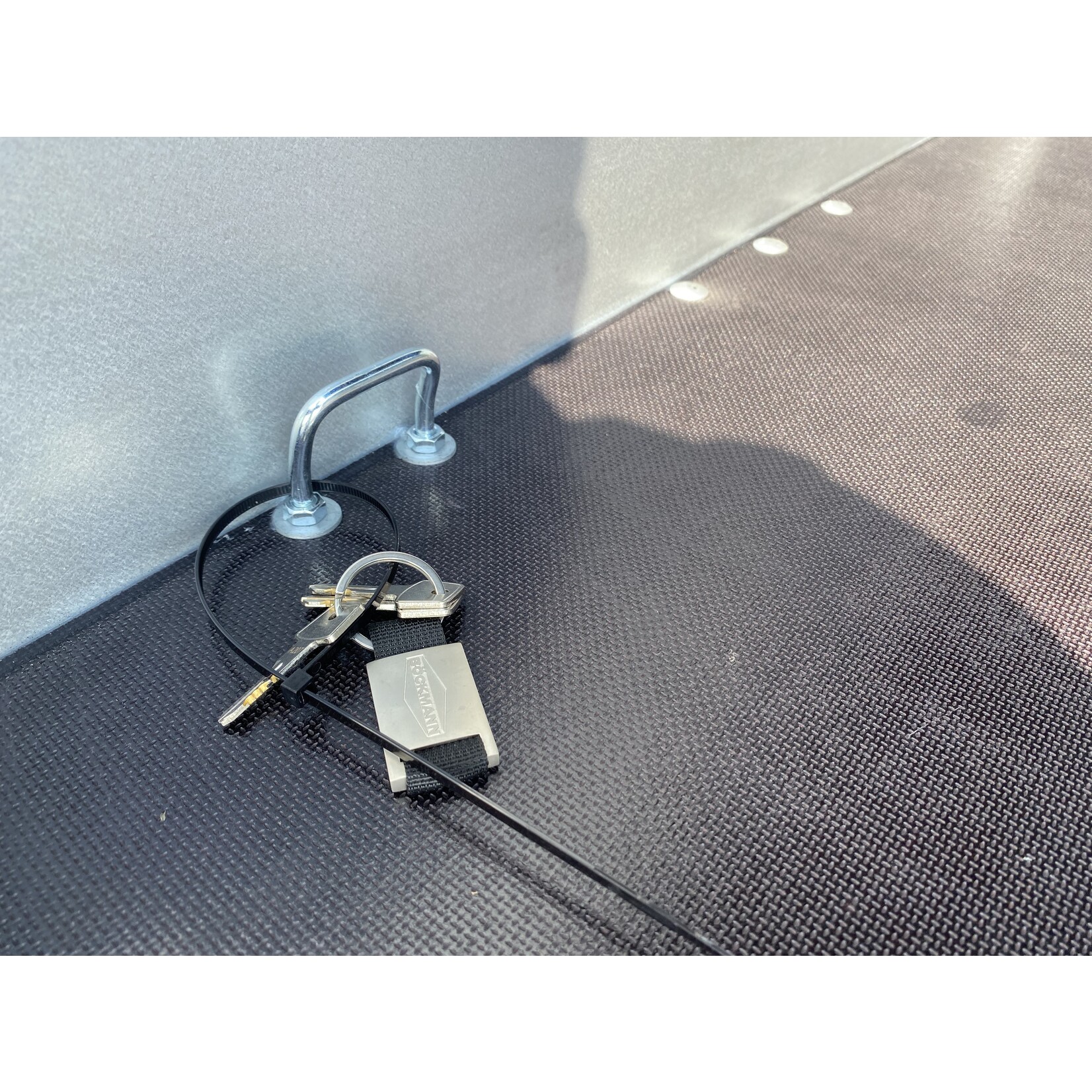 Bockmann Bockmann KT-EB3 OFF-ROAD + | 243 x 123 x 106 |