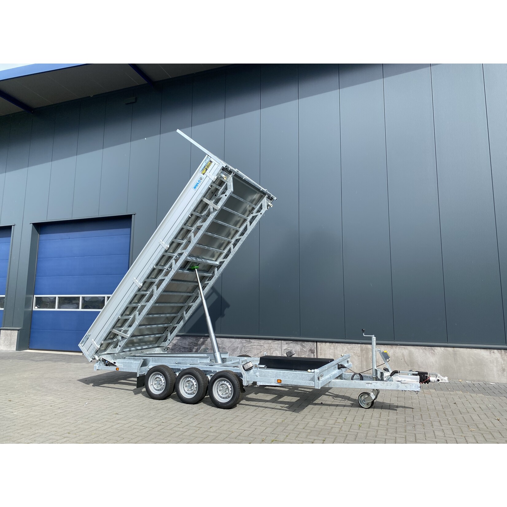 hulco Voorraad Aktie! Hulco Benax-3  405 x 200 x 30 cm | 3.500 kg | Geremd