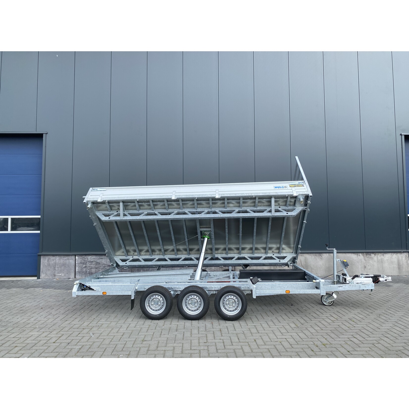 hulco Voorraad Aktie! Hulco Benax-3  405 x 200 x 30 cm | 3.500 kg | Geremd