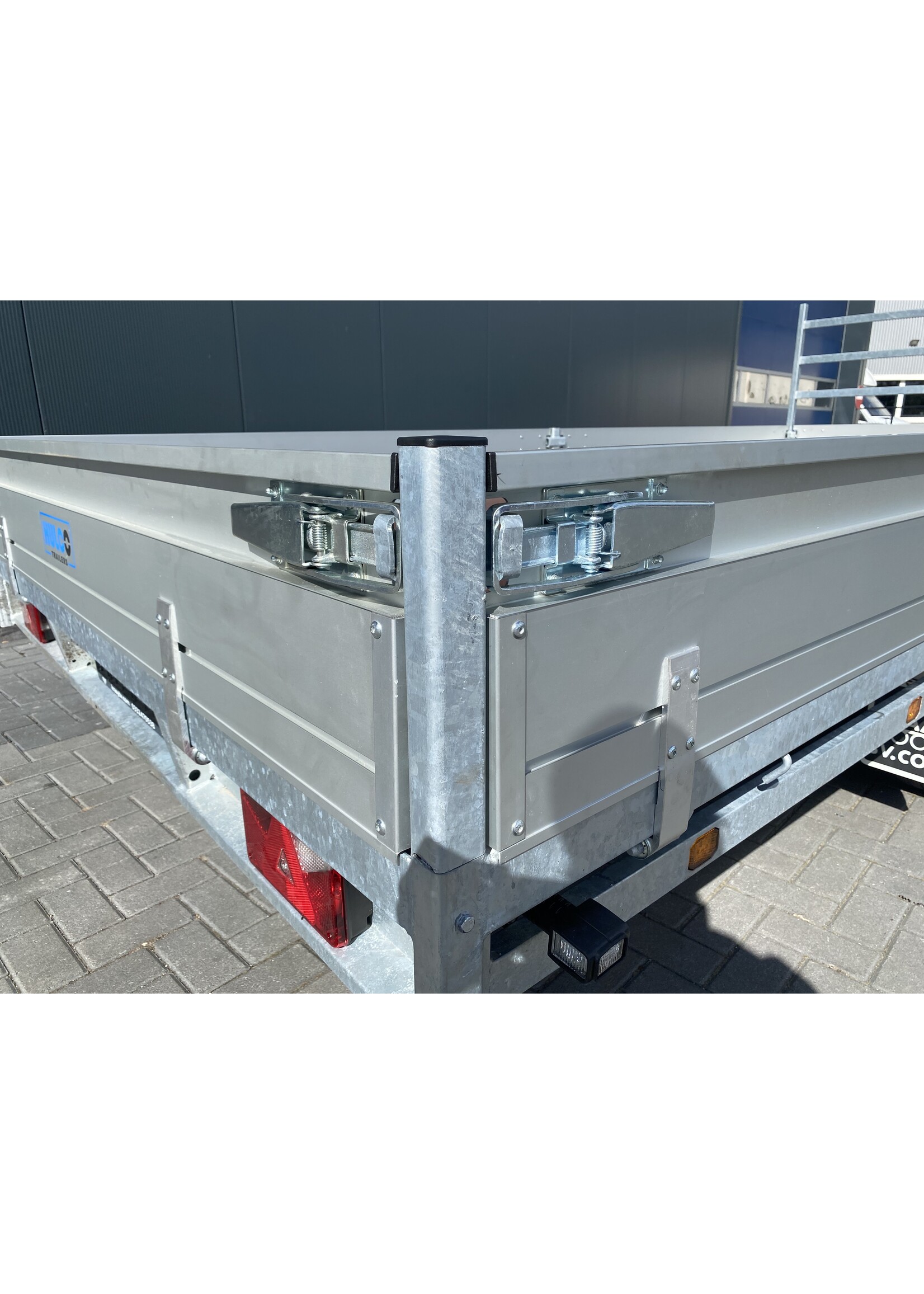 hulco Hulco Medax-3 | 502 x 223 x 30 cm | 3.500 kg | Geremd ALL - IN AKTIE!