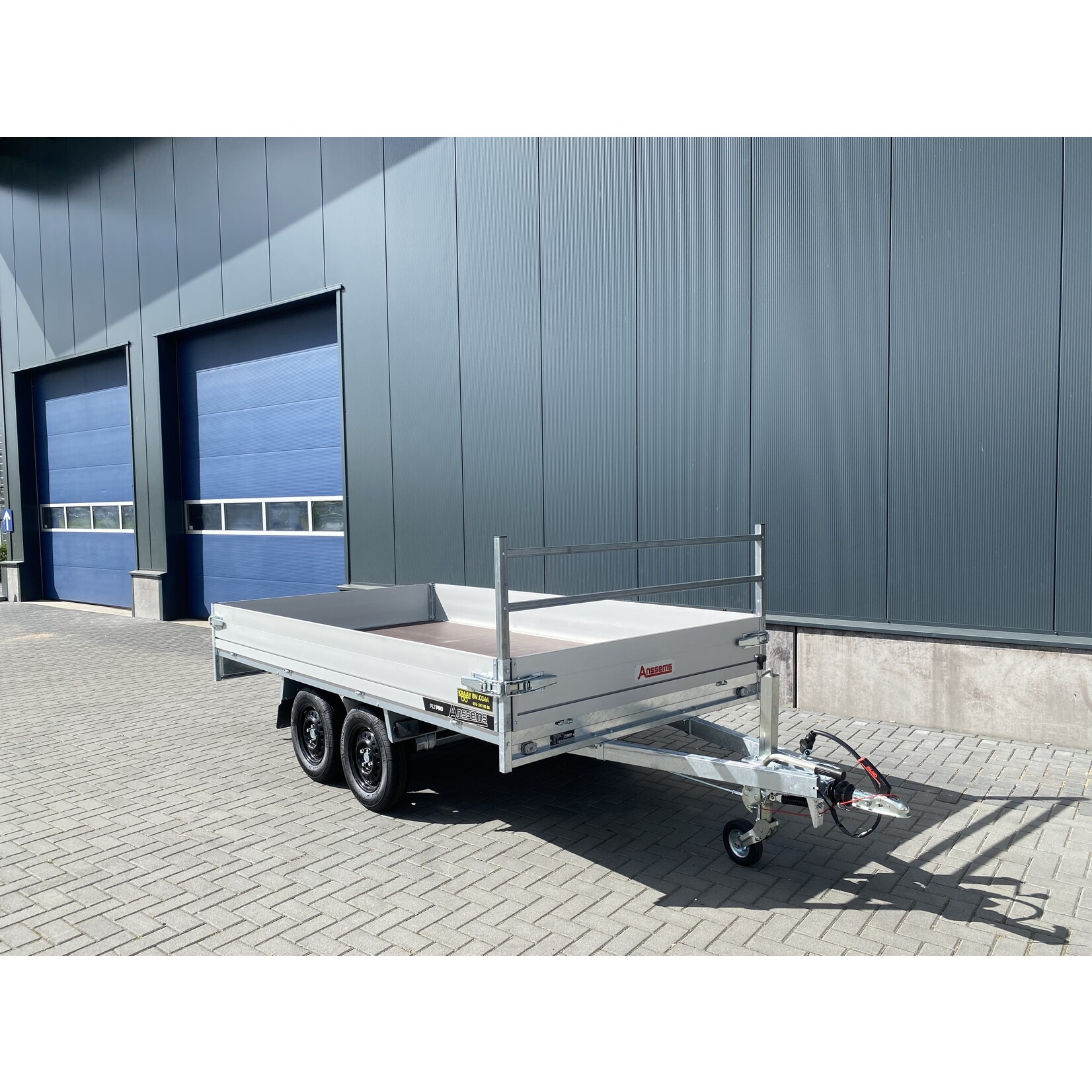 Anssems Demo/voorraad aktie! Anssems PLT-2 Pro | 330 x 180 x 30 cm | 2.000 kg | Geremd ALL - IN AKTIE!