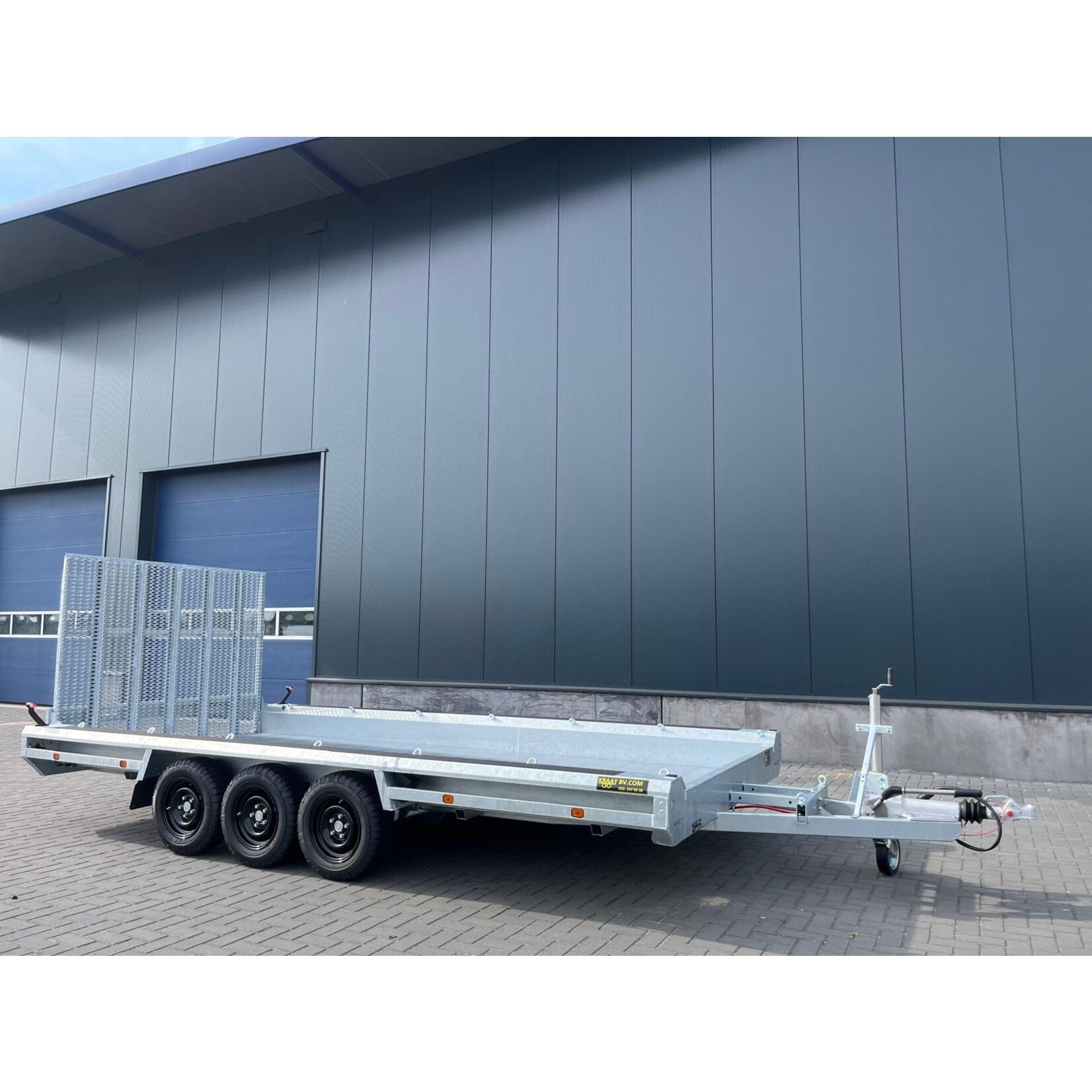 hulco Hulco terrax-3 | 469 x 195 | 3.500 kg | Geremd ALL-IN AKTIE!