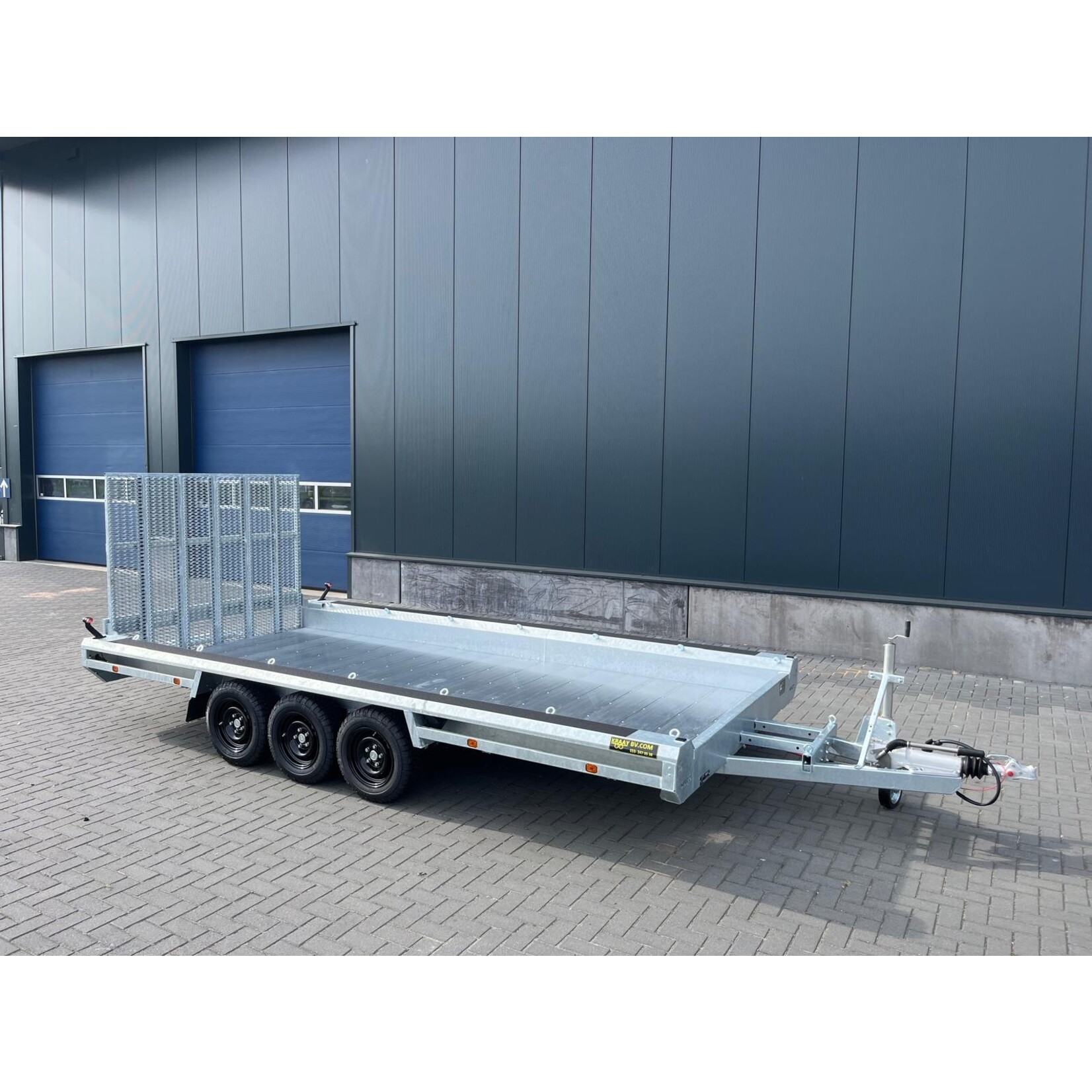 hulco Hulco terrax-3 | 469 x 195 | 3.500 kg | Geremd ALL-IN AKTIE!