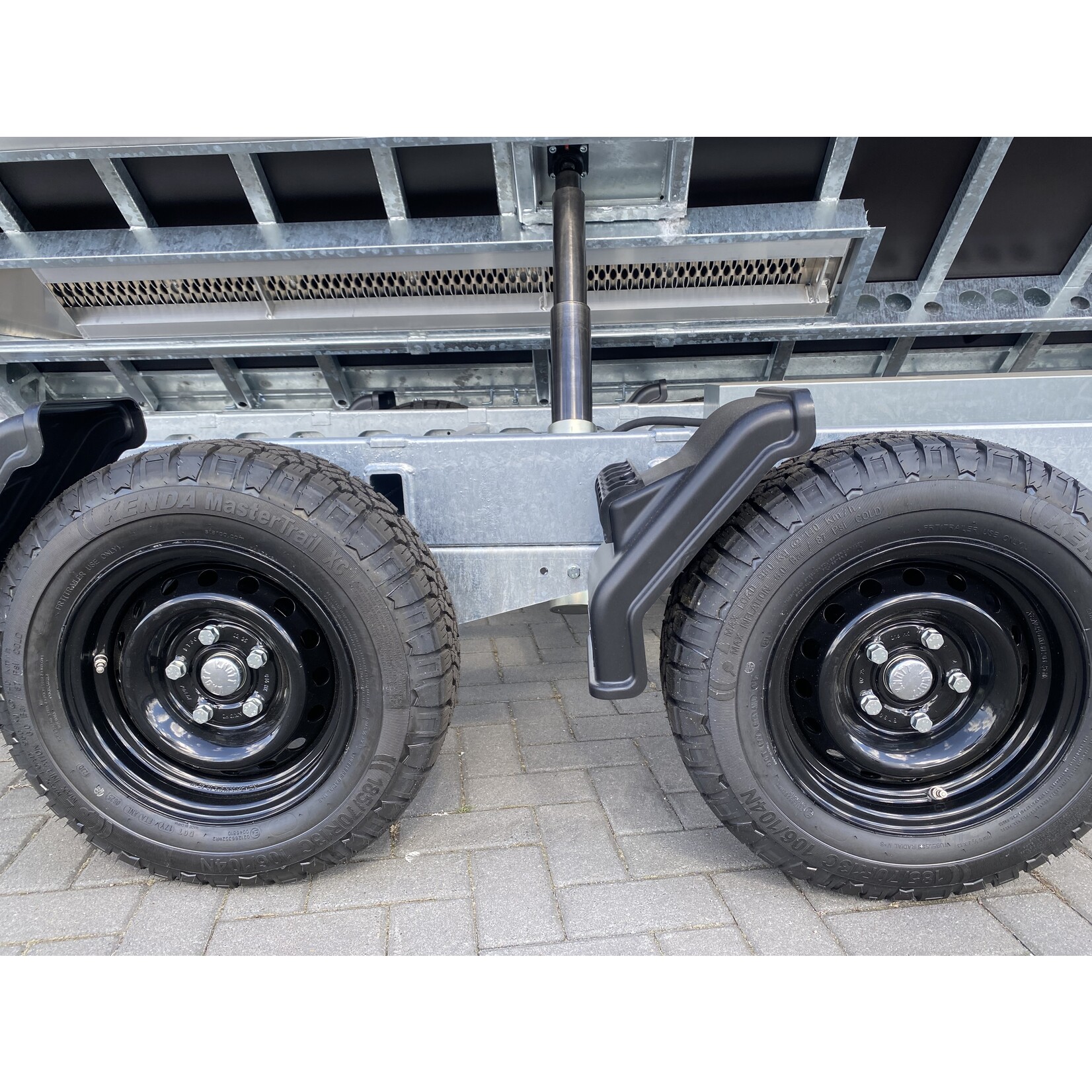 Crowline Crowline 3-zijdige kipper | 350 x 180 x 60 cm | 3.500 kg | Geremd ALL-IN AKTIE!