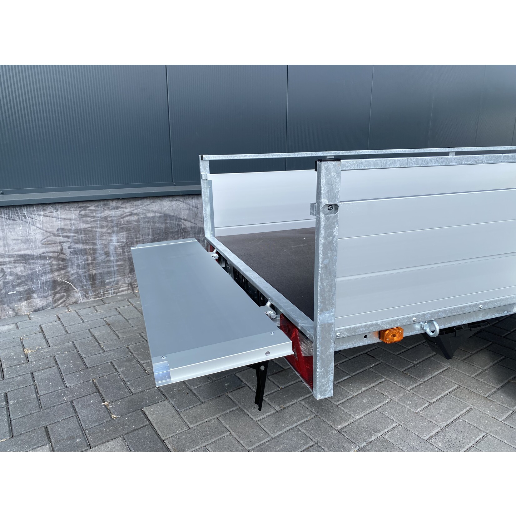 Anssems Anssems BSX |  251x130x35 Cm | 750 Kg | Ongeremd | ALL-INN AKTIE