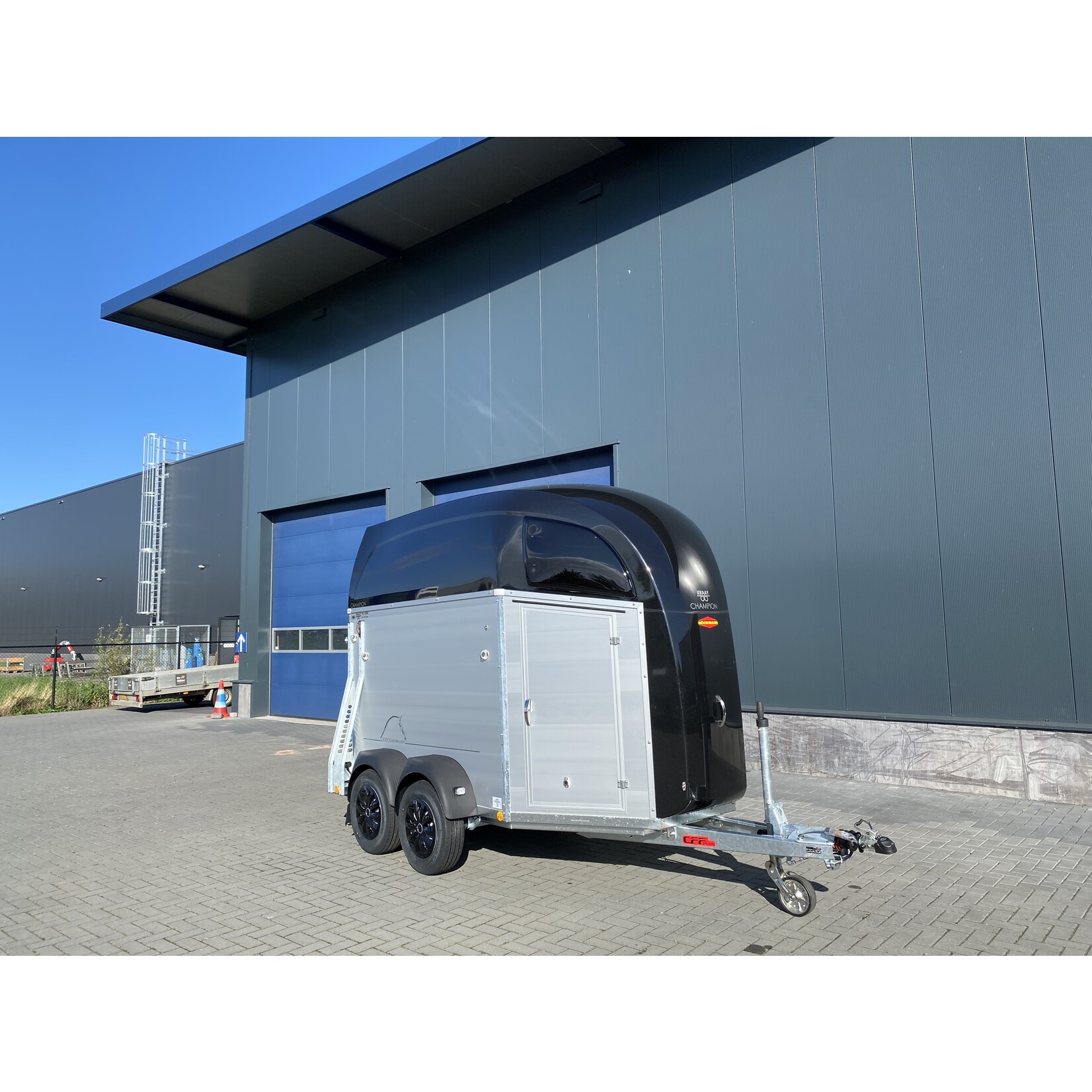 Bockmann Böckmann Champion R Black Edition | 2.400 Kg | Trapbescherming & Zadelkamer ALL-IN AKTIE