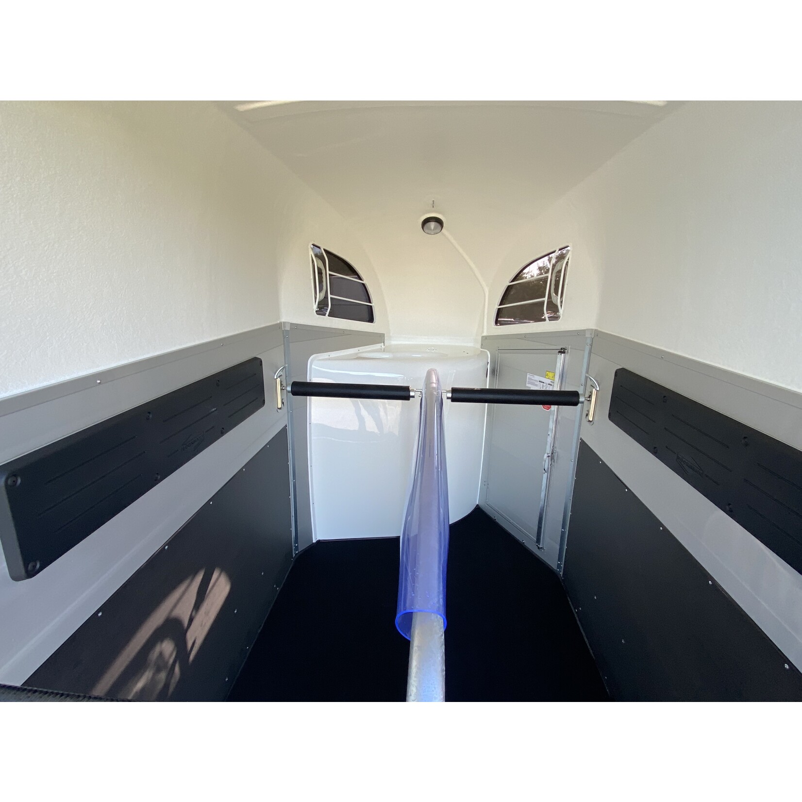 Bockmann Böckmann Champion R Black Edition | 2.400 Kg | Trapbescherming & Zadelkamer ALL-IN AKTIE