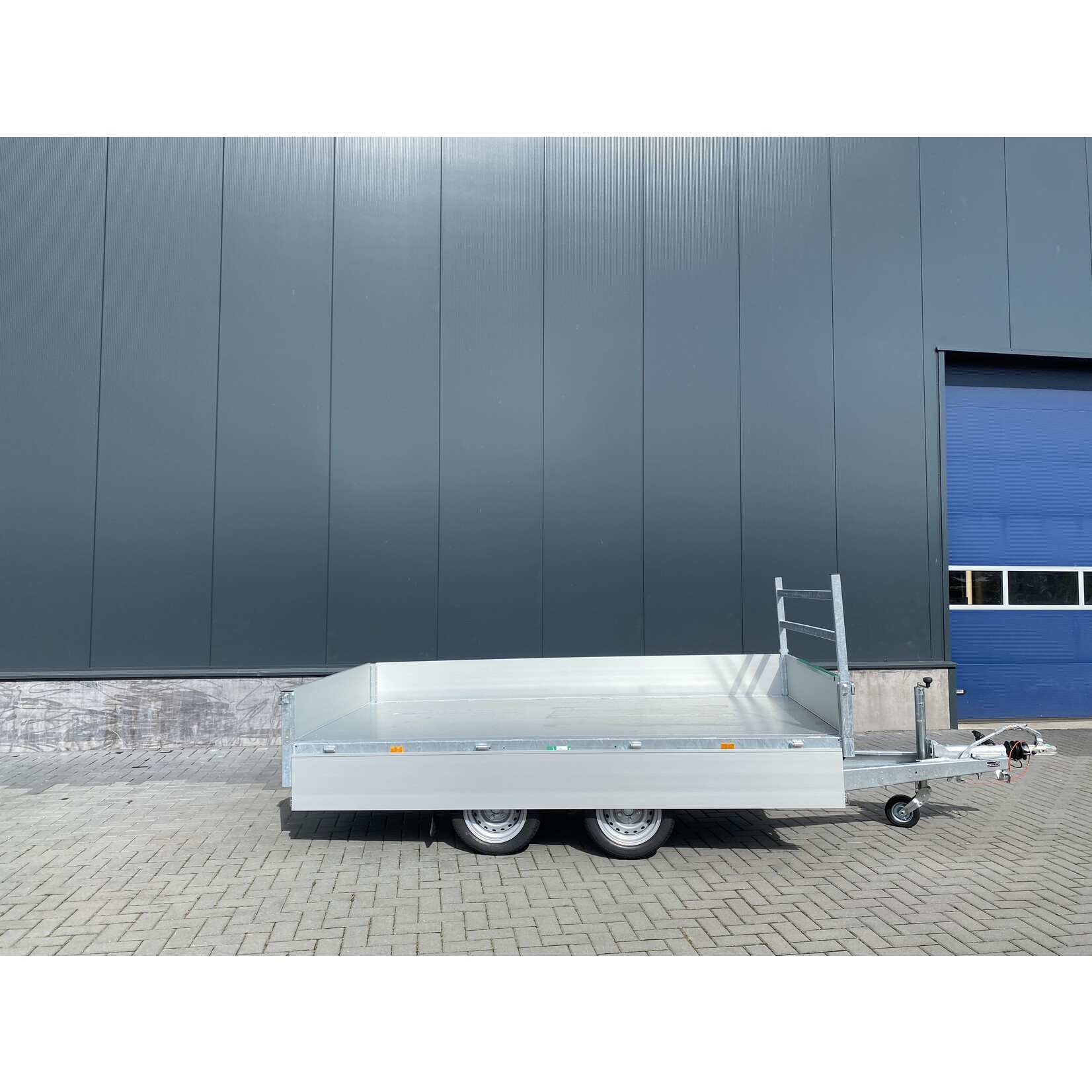 Eduard Eduard kipper | 310 x 160 x 30 Cm | 3.000 Kg | Geremd ALL - IN AKTIE!